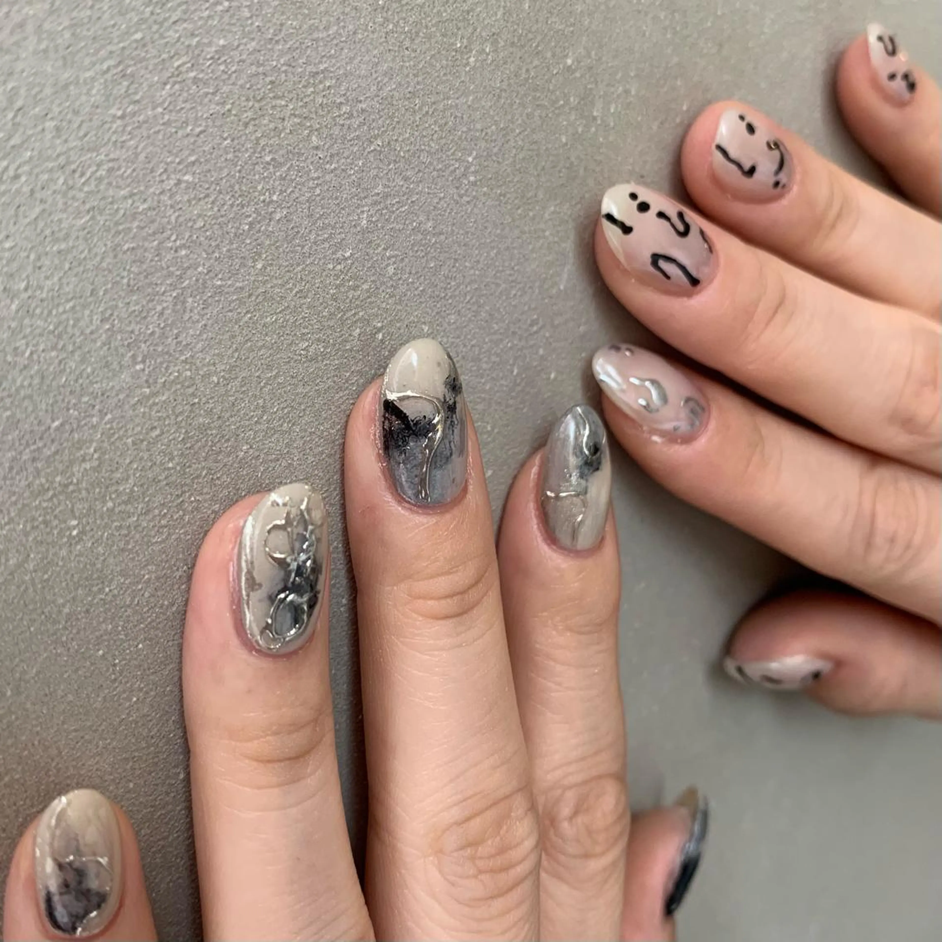 ネイル kana/モード ・グランジ໒꒱のネイルデザイン