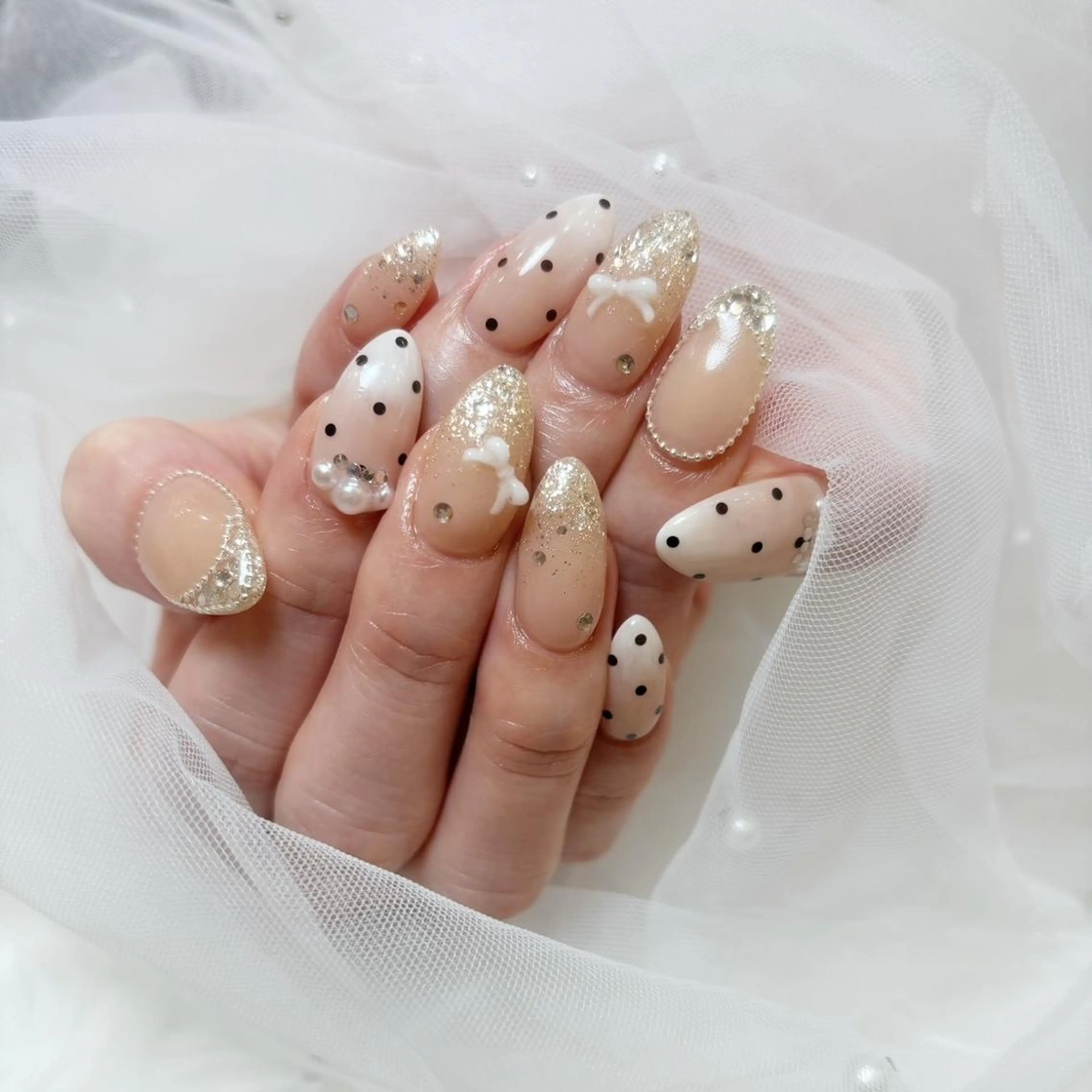 【HAND】アート10本の写真