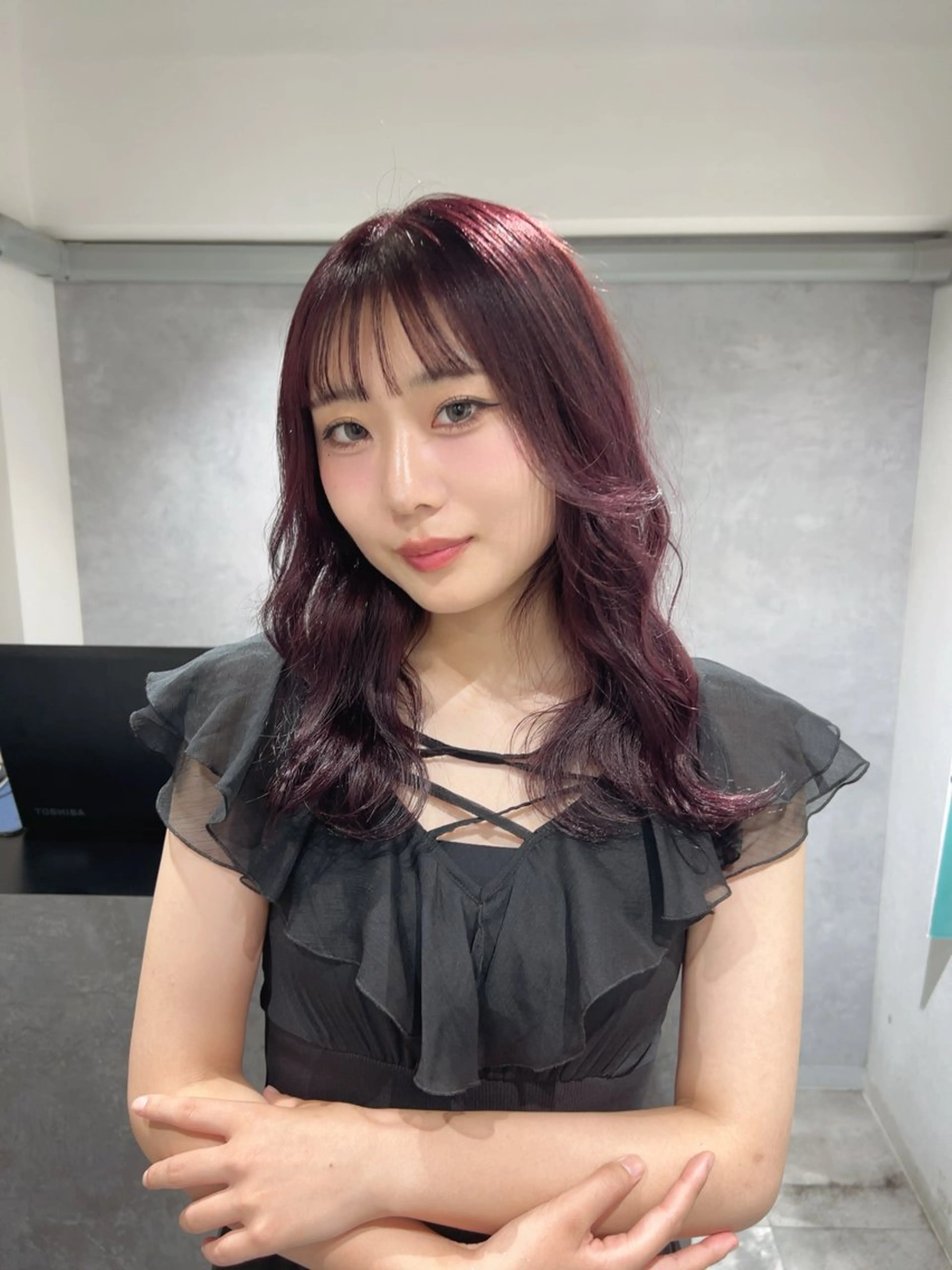 セミロング カラー ベージュカラー ブリーチ 透明感カラー ダブルカラー イヤリングカラー カット ヘアカラー 透明感/レイヤー 🇰🇷tomonaのヘアスタイル