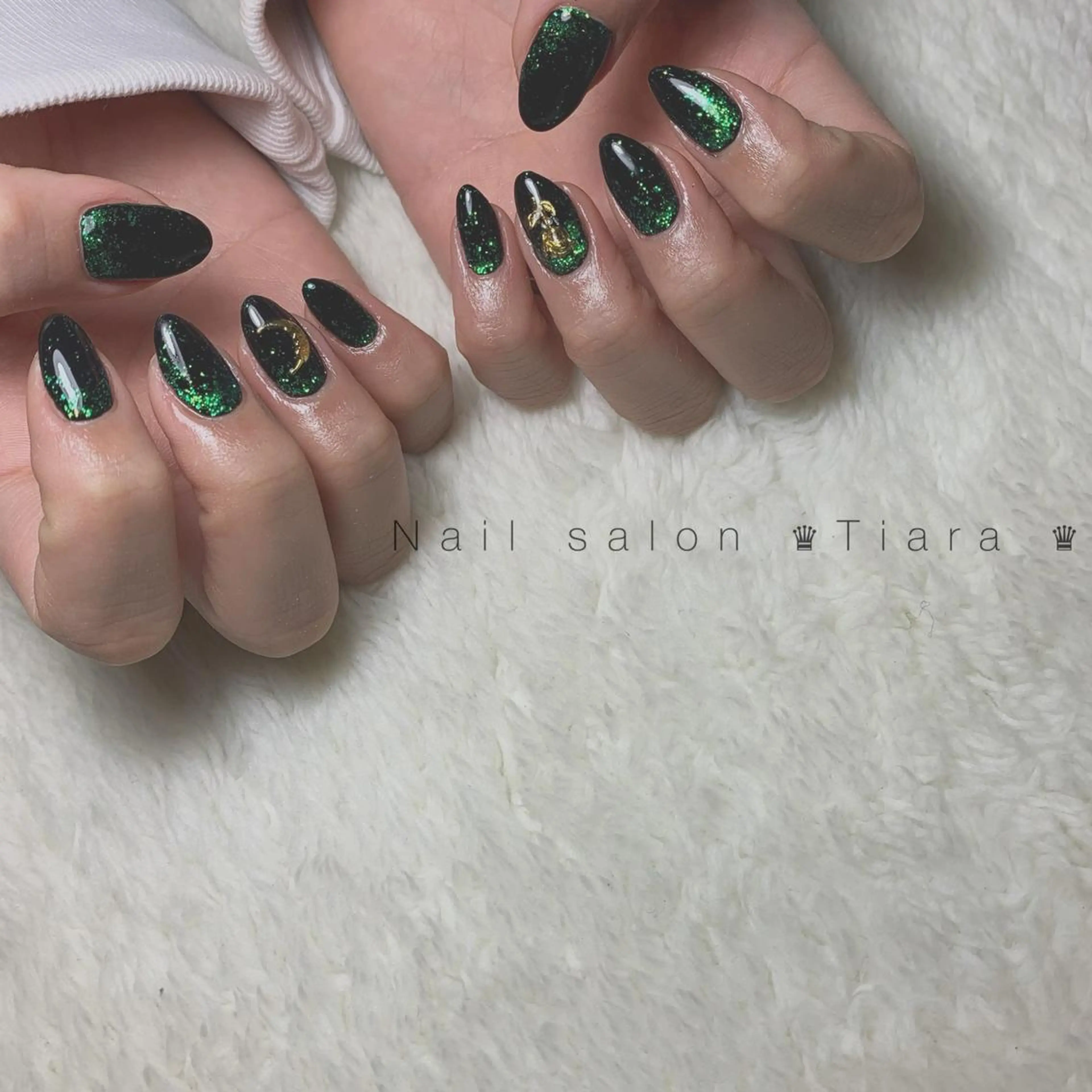 ネイル ハンドネイル Tiara♛ティアラ 山口くるみのネイルデザイン