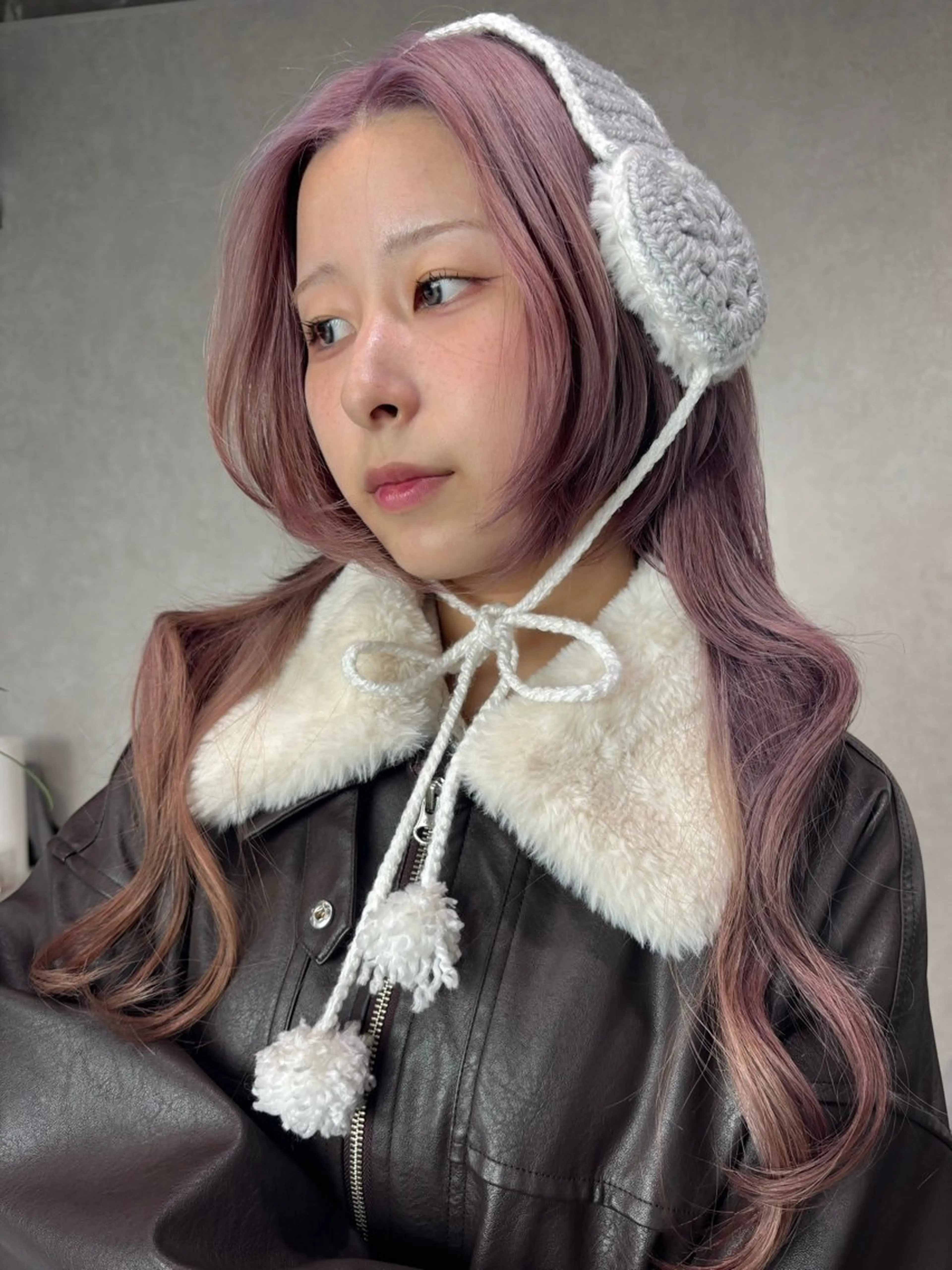 ロング ヘアアレンジ 切りっぱなしボブ ボブ くせ毛 顔まわりレイヤー 顔周りカット ヘアカラー iona/ハイトーン /ネイルのネイルデザイン