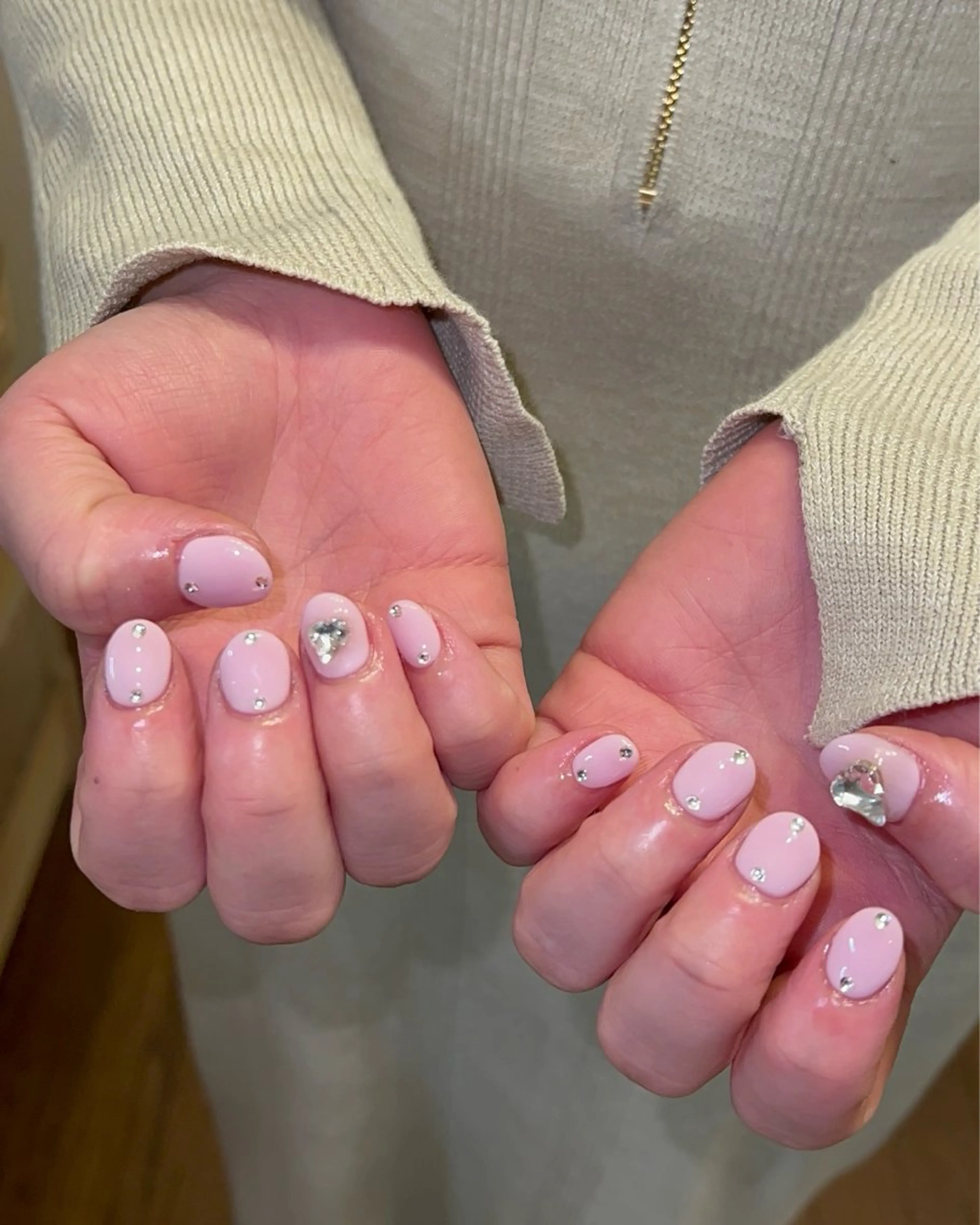 ネイル ハンドネイル フットネイル ハンドケア Nes.Nail所属・Miyagi Asamiのネイルデザイン