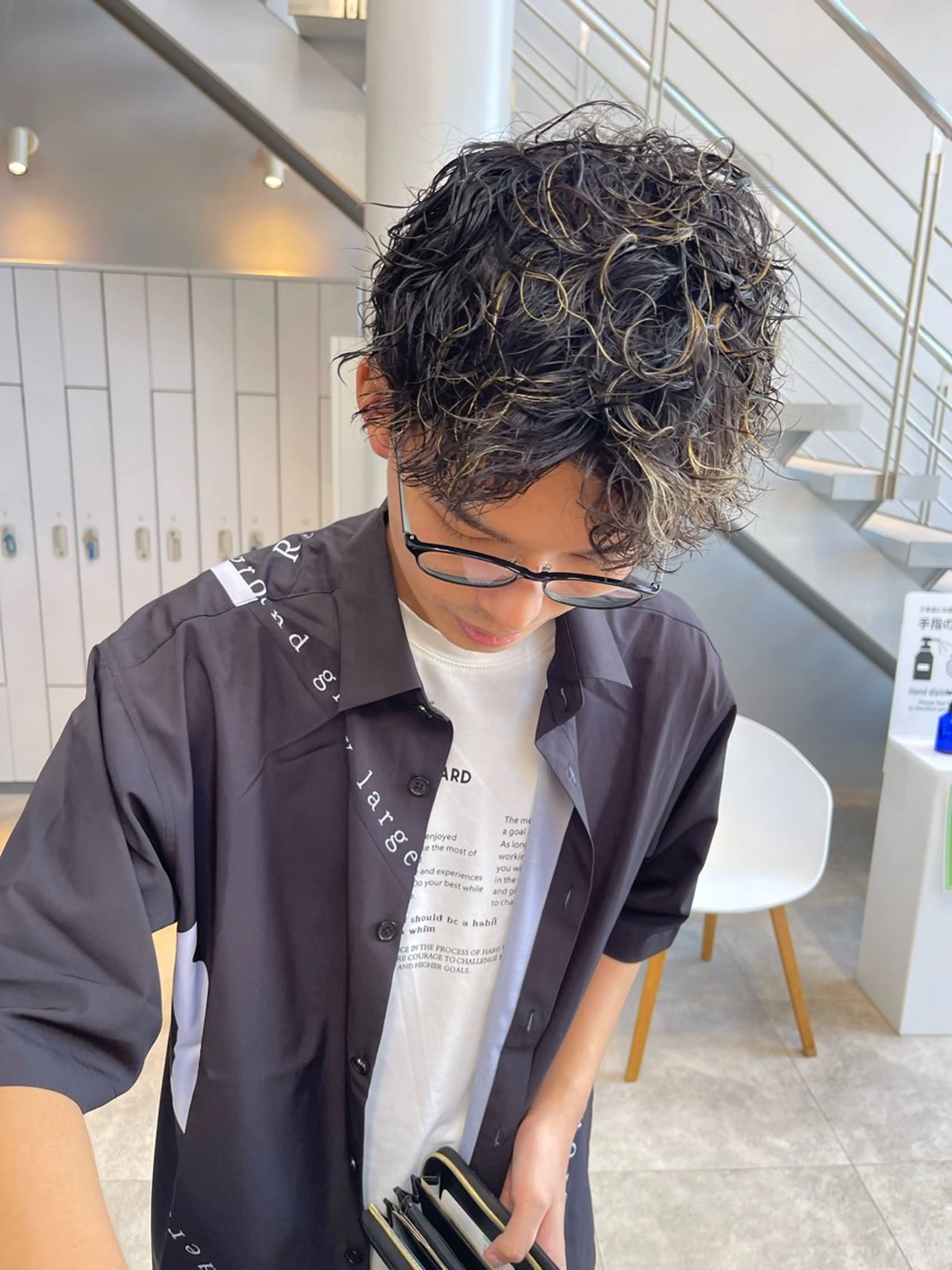 カラー パーマ メンズ メンズメッシュ メンズパーマ メッシュ カット 石原圭悟 /ショート/艶カラーのヘアスタイル