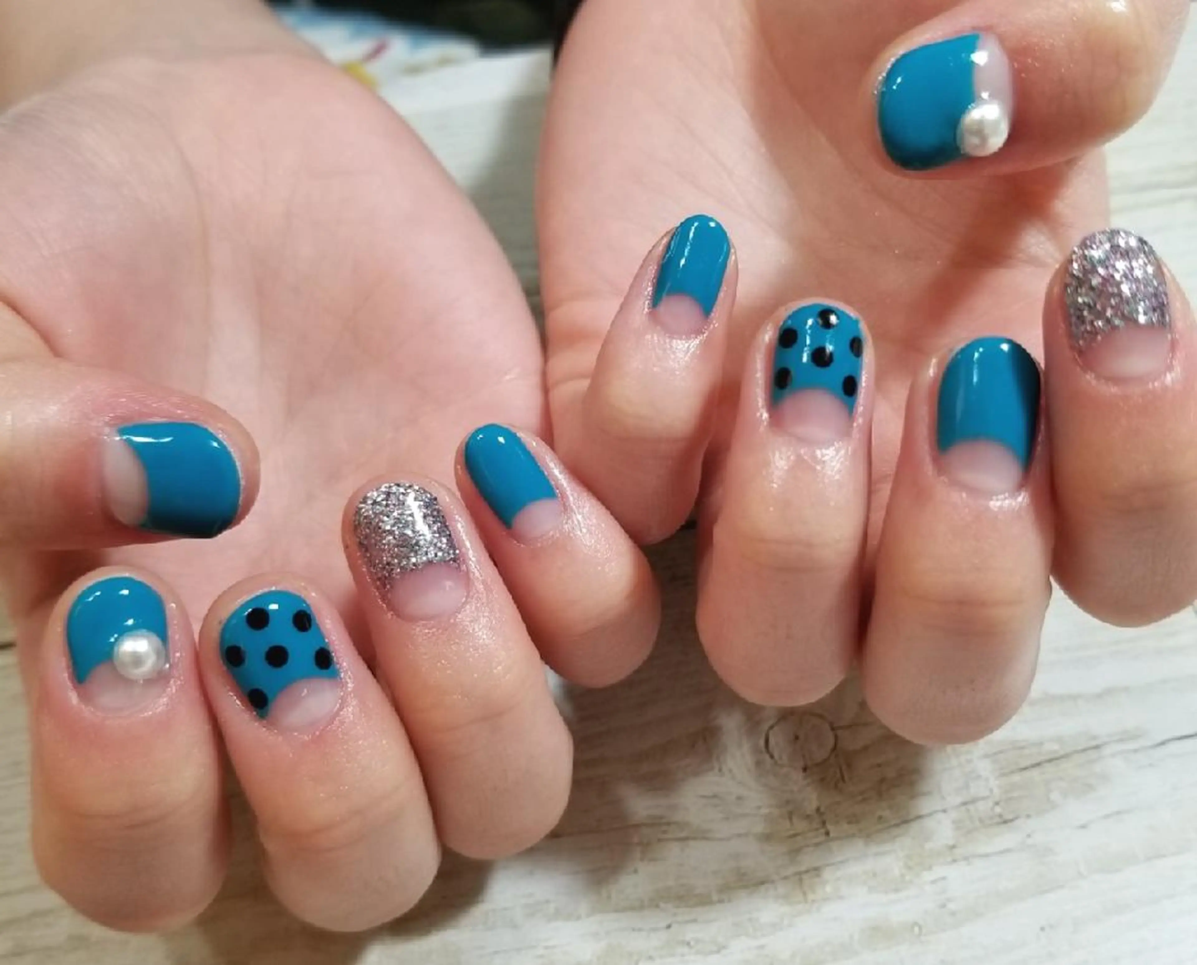 ネイル nailatelier nijiiro.所属・nijiiro🌈 サトウのネイルデザイン