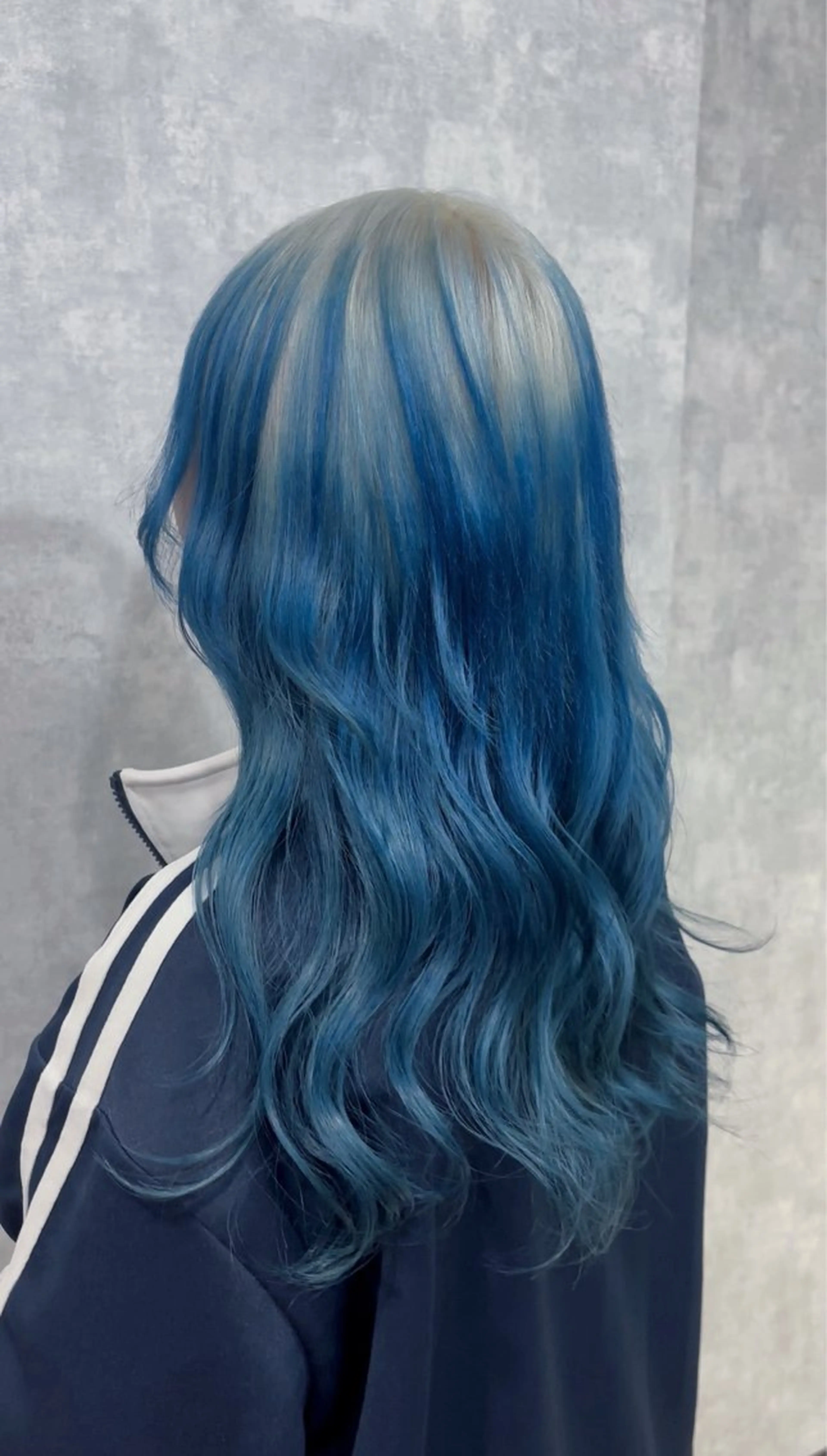 ロング カラー カット ヘアカラー トリートメント 🌐NATSUMI 🌐【寒色カラー】のヘアスタイル