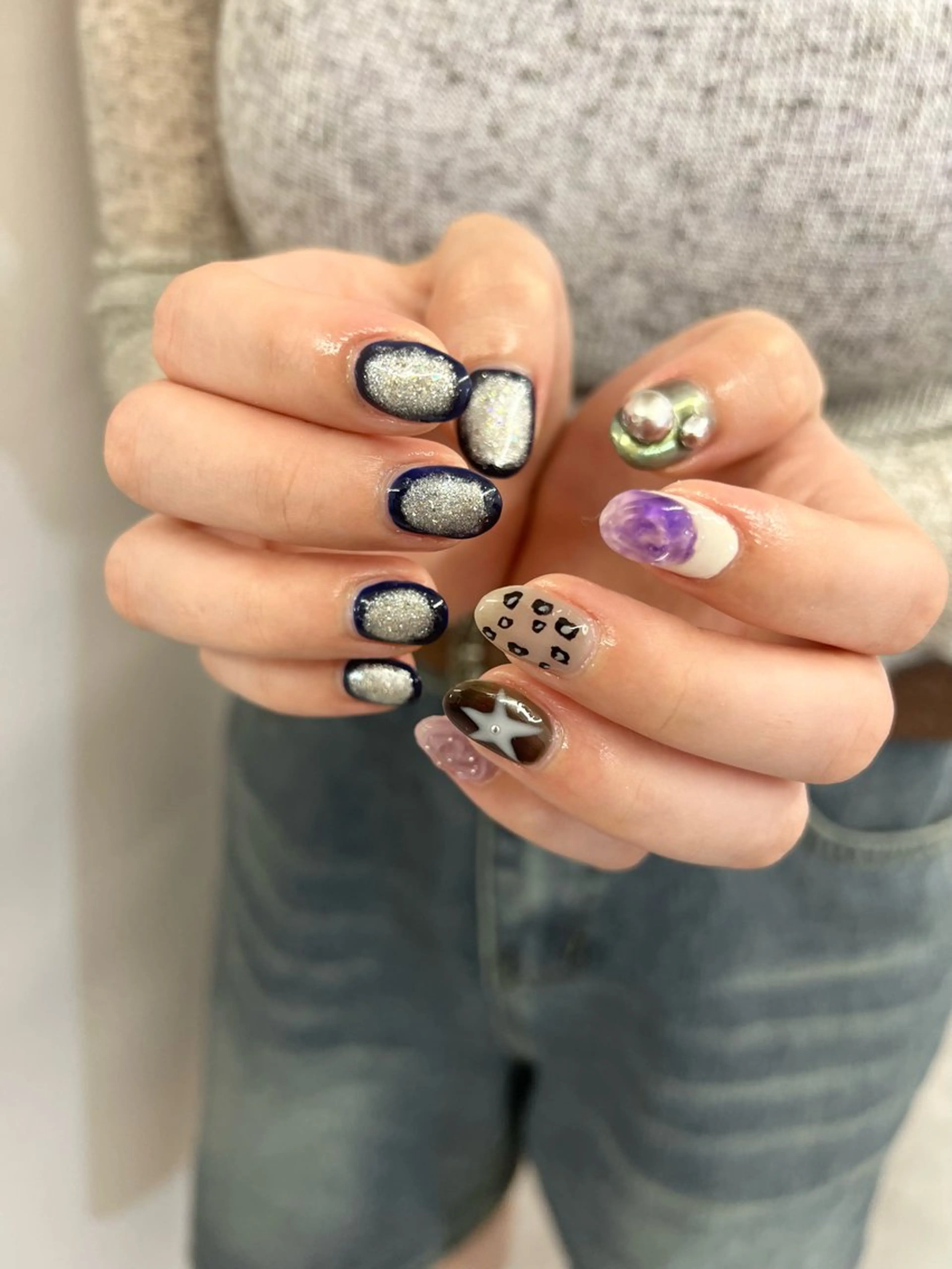 ネイル アートネイル チークネイル ジェルネイル 韓国ネイル ネイビー ハンドネイル ハンドケア Bana_ Nailのネイルデザイン