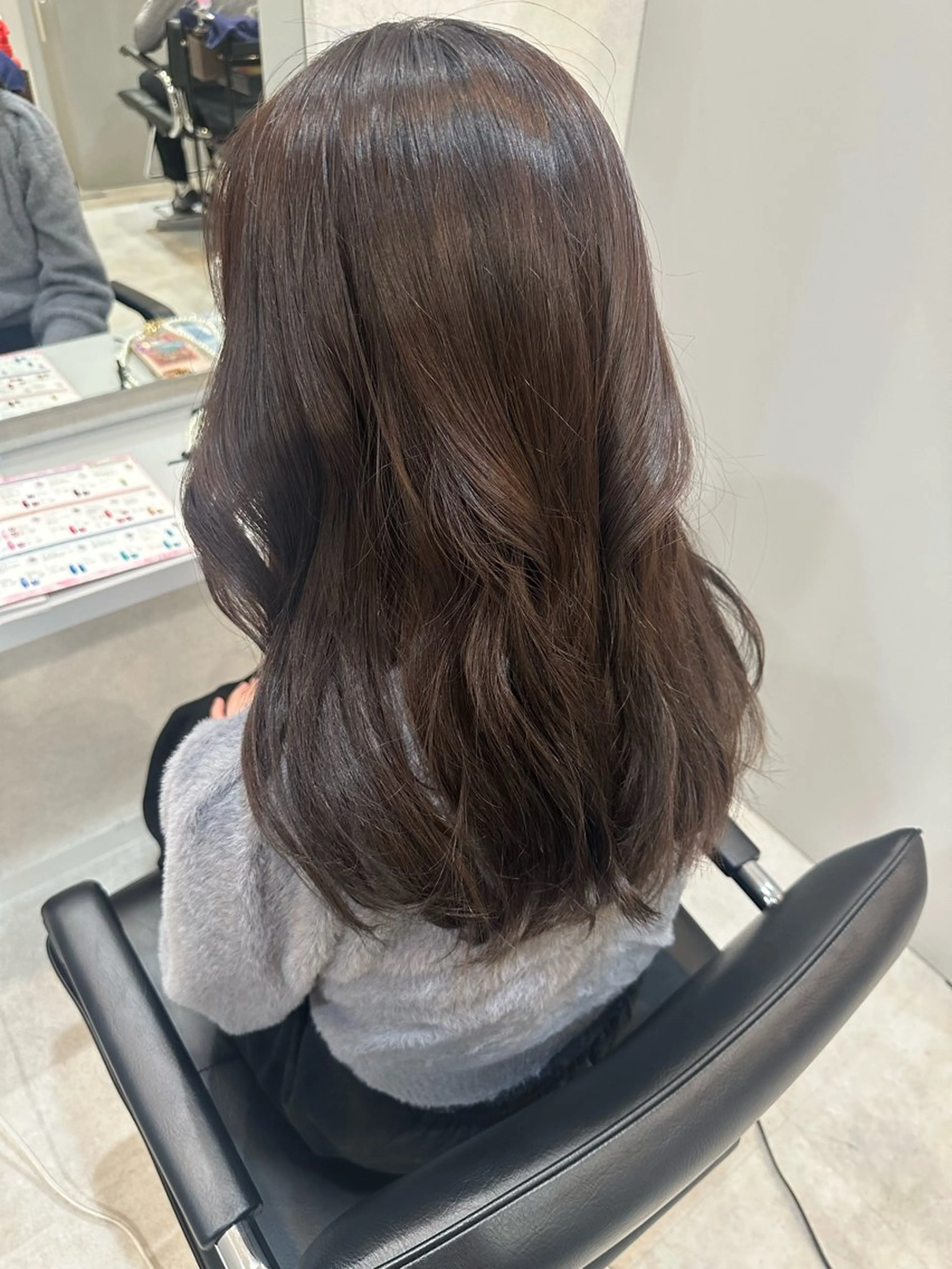 セミロング カラー 艶カラー🫧髪質改善 Bonheur辻結凪のヘアスタイル