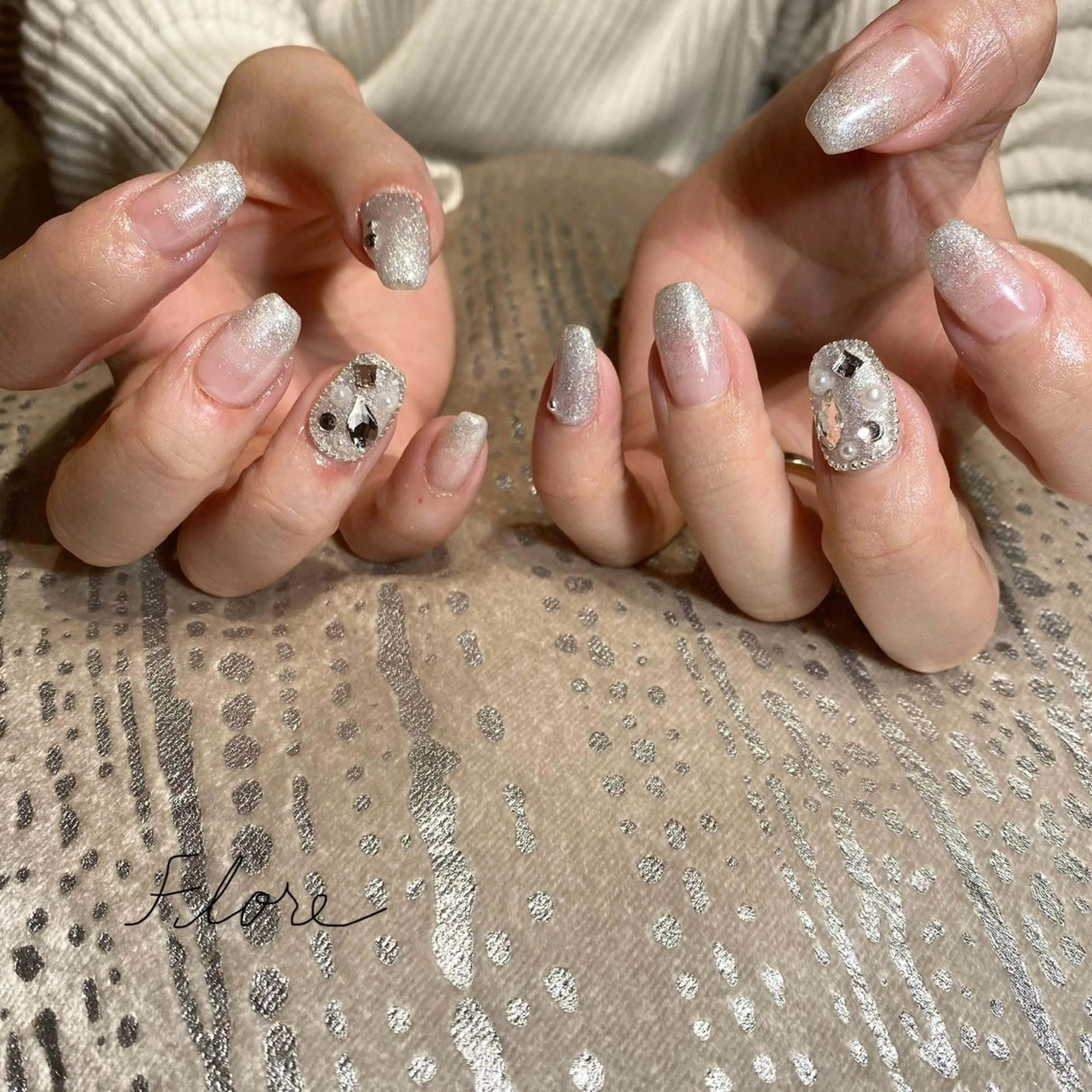 ネイル Flore (フロール)の眉毛・アイブロウイメージ