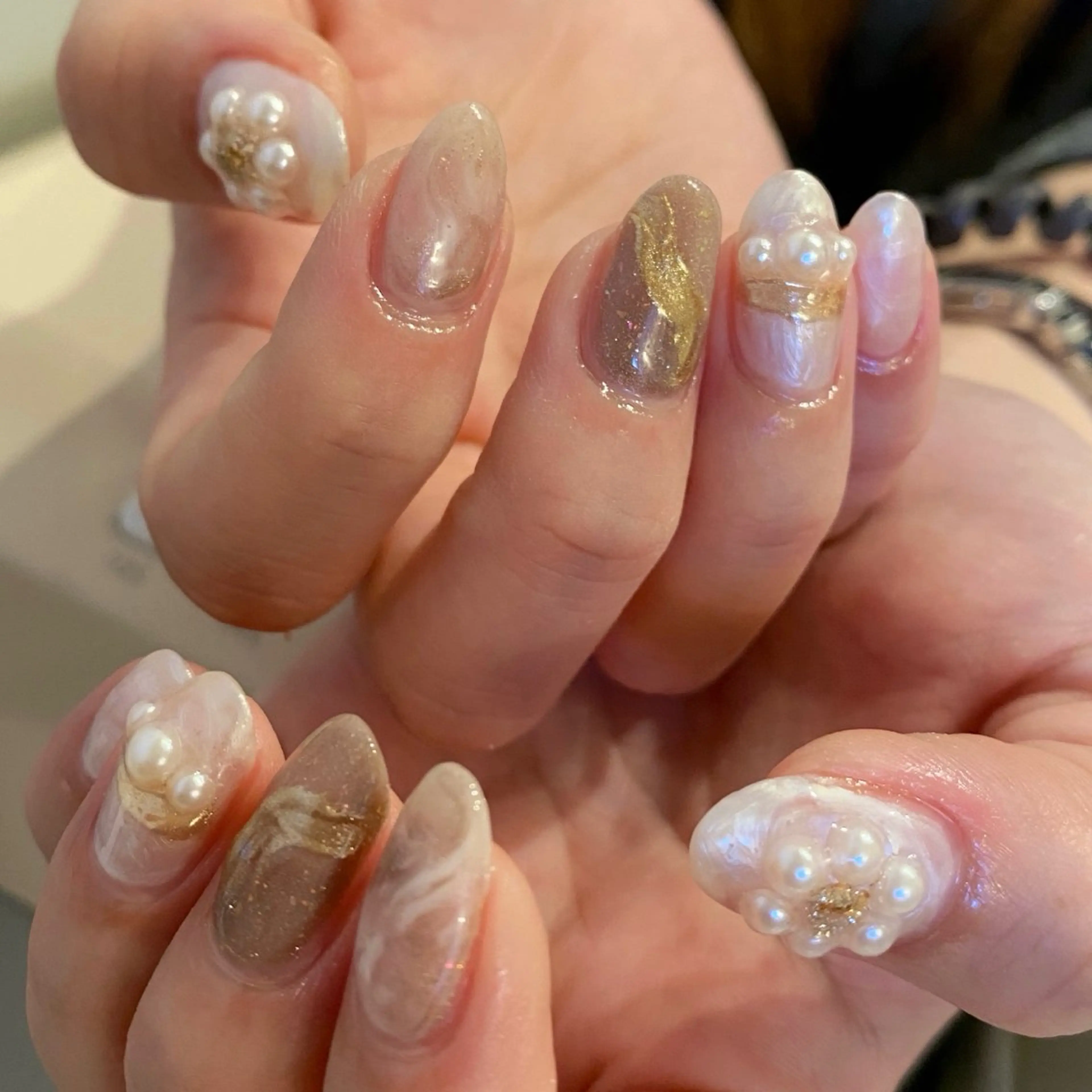 ネイル ミラーネイル ニュアンスネイル amuse 手書きニュアンスのネイルデザイン