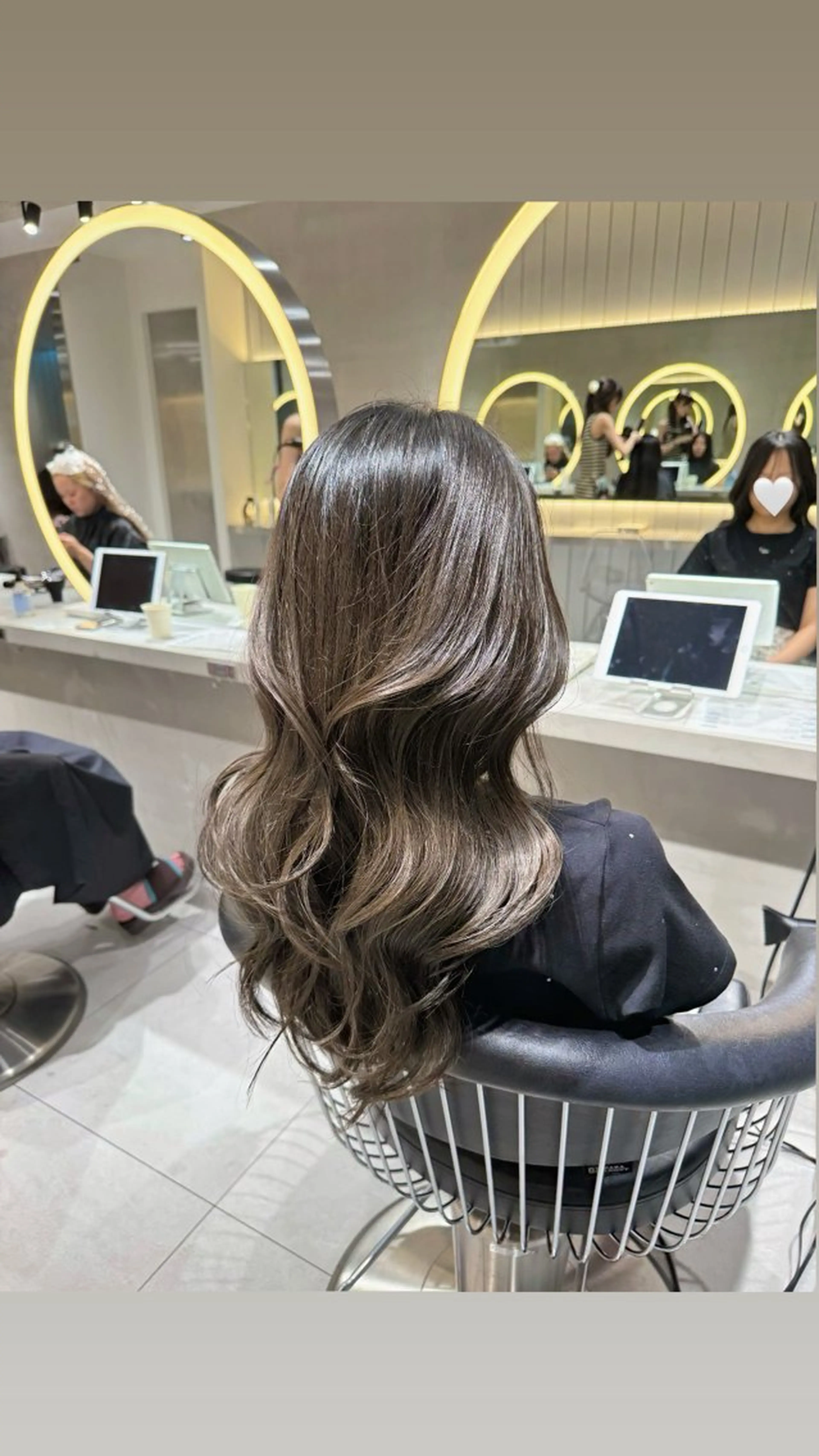 セミロング ハイトーン特化🤍/ 韓国ボブ / ハルナのヘアスタイル