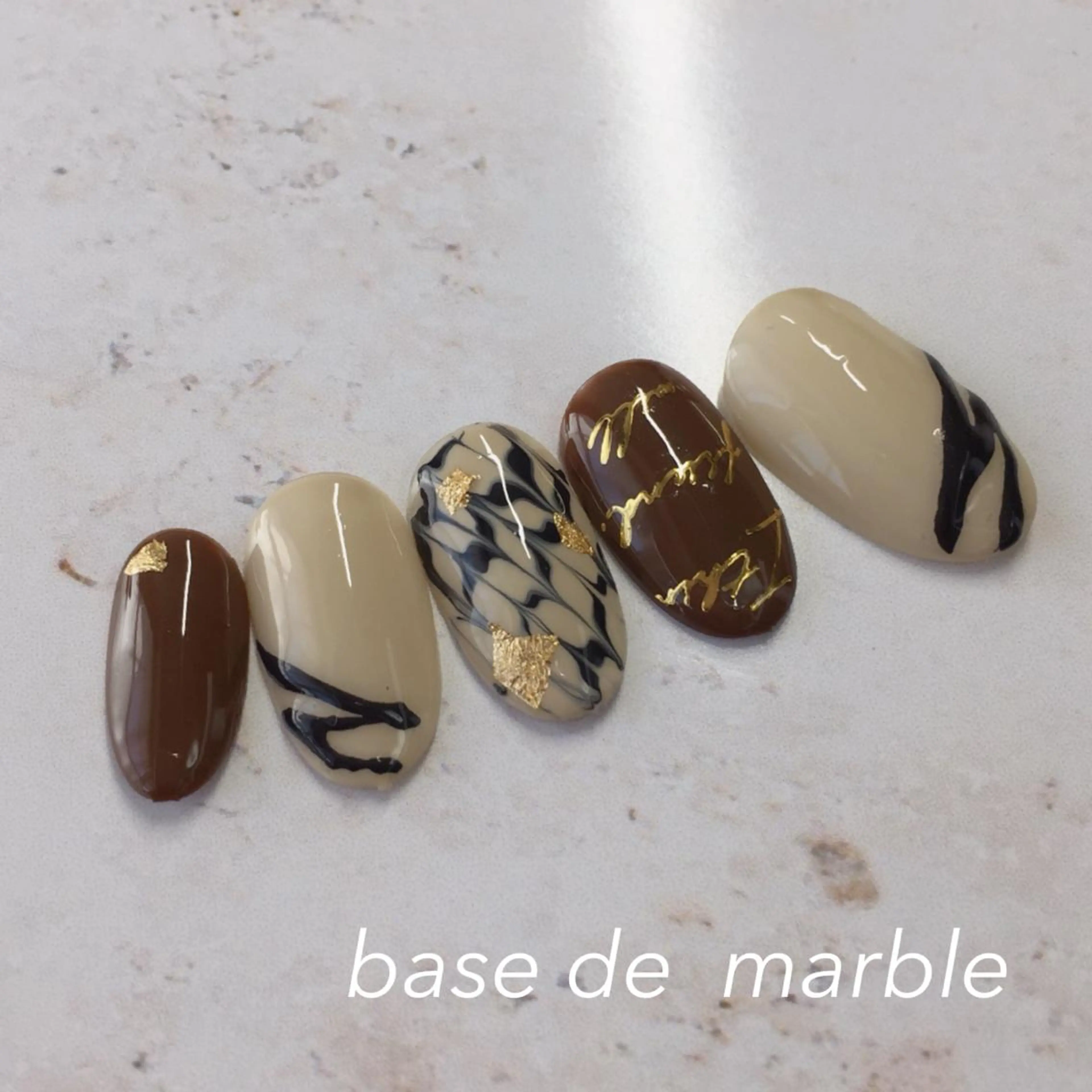 ネイル オモルフィ所属・カラーリスト marumoのヘアスタイル