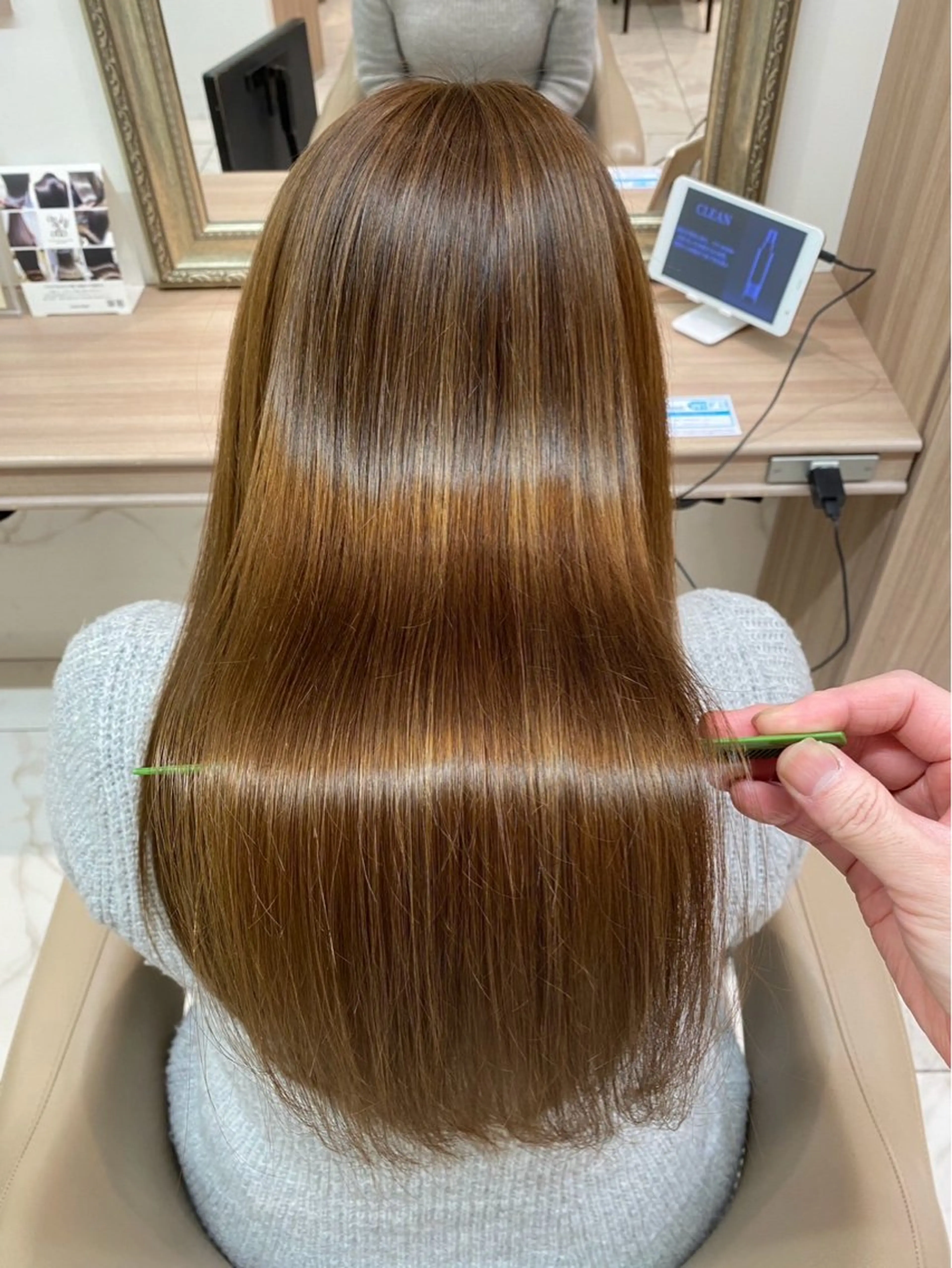 【 minimo限定価格 】【☔️これからの季節に🌳】 湿気対策 🌀🫧‪『 縮毛矯正 』✨の写真