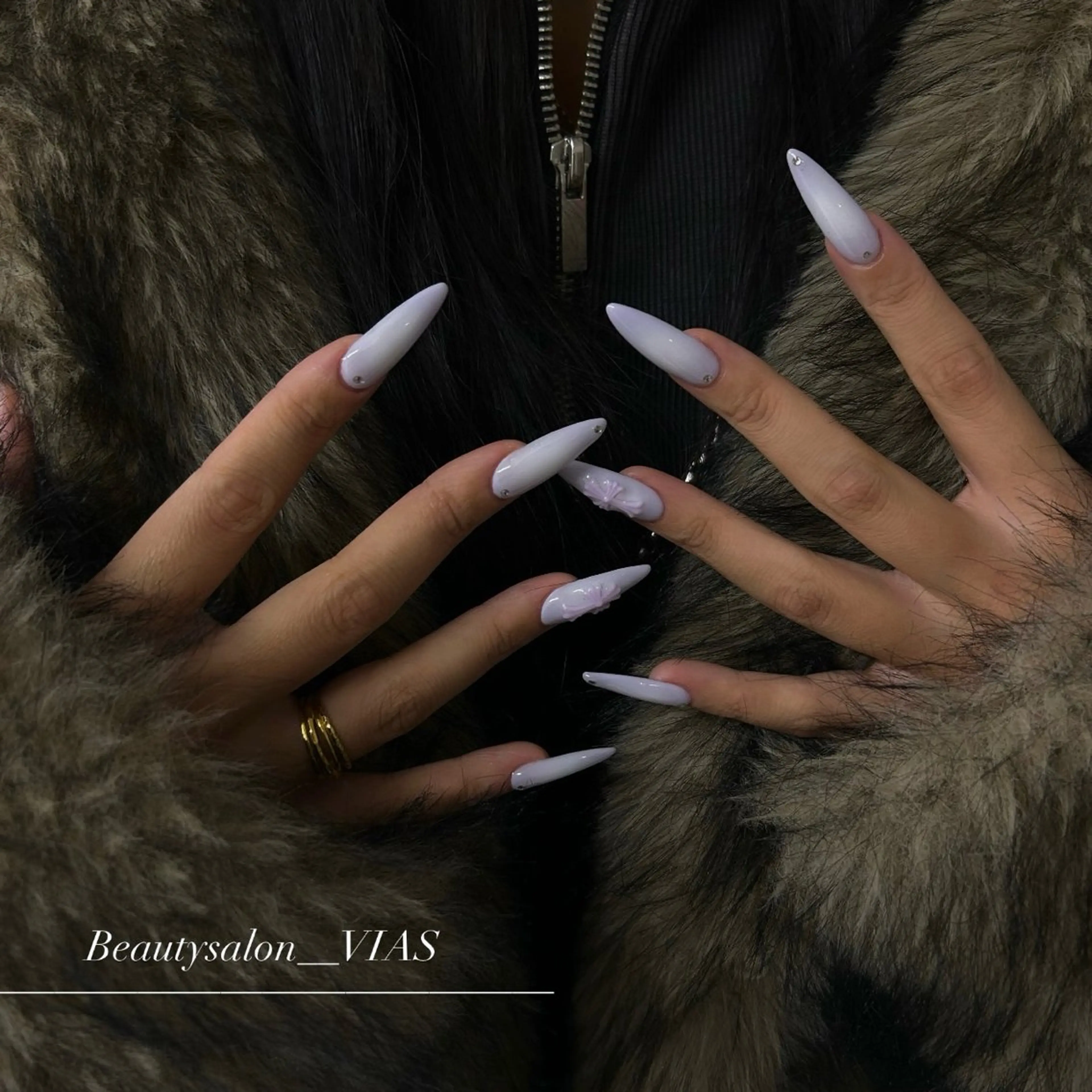 ネイル ハンドネイル VIAS 〜EYE&NAIL〜のネイルデザイン