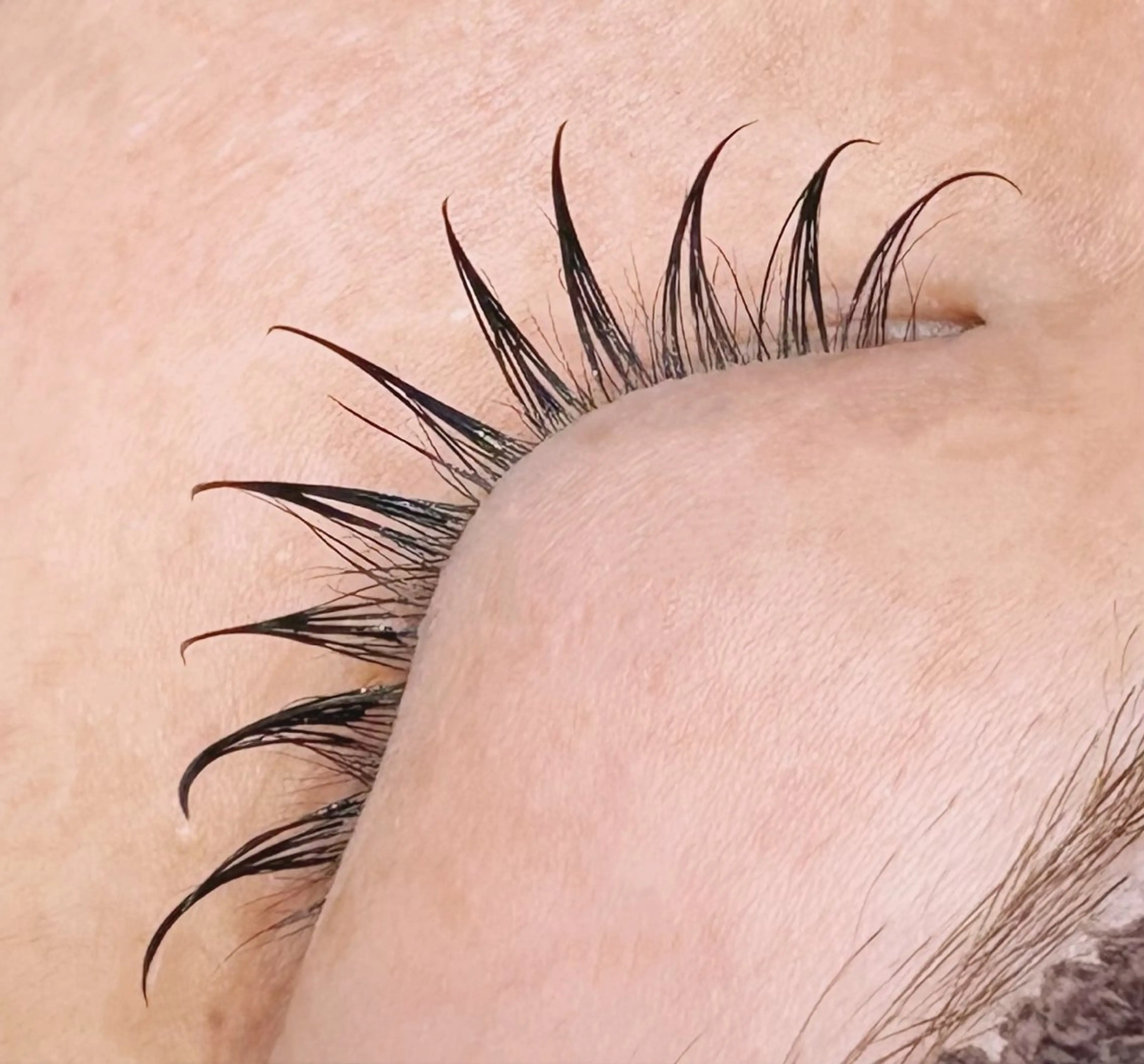 マツエク・マツパ 金子 茉央のマツエク・マツパデザイン