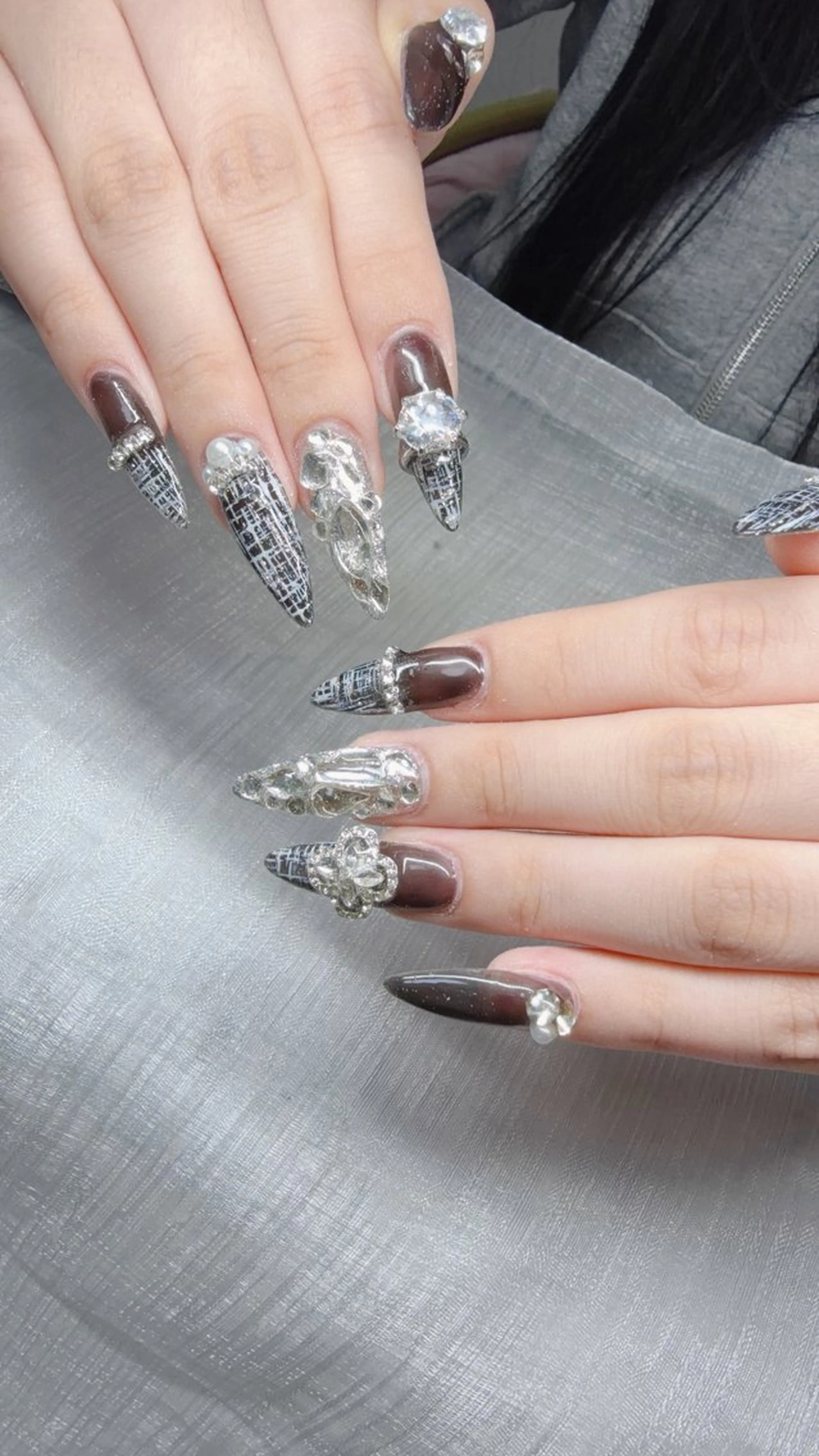 ネイル ハンドネイル Lee Nailsのネイルデザイン