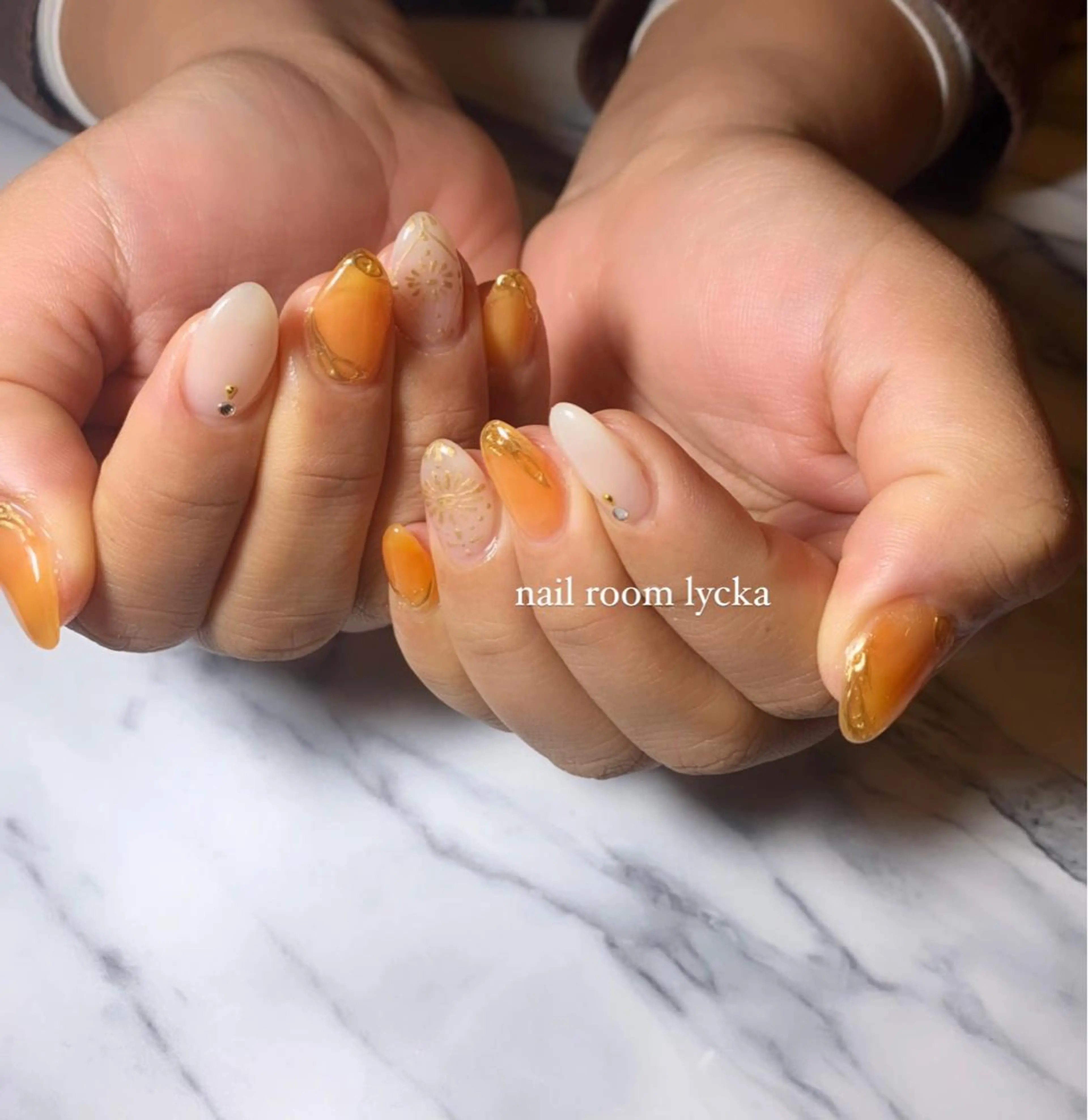 ネイル ﾈｲﾙﾙｰﾑﾘｯｶ 𝐦𝐚𝐲𝐮のネイルデザイン