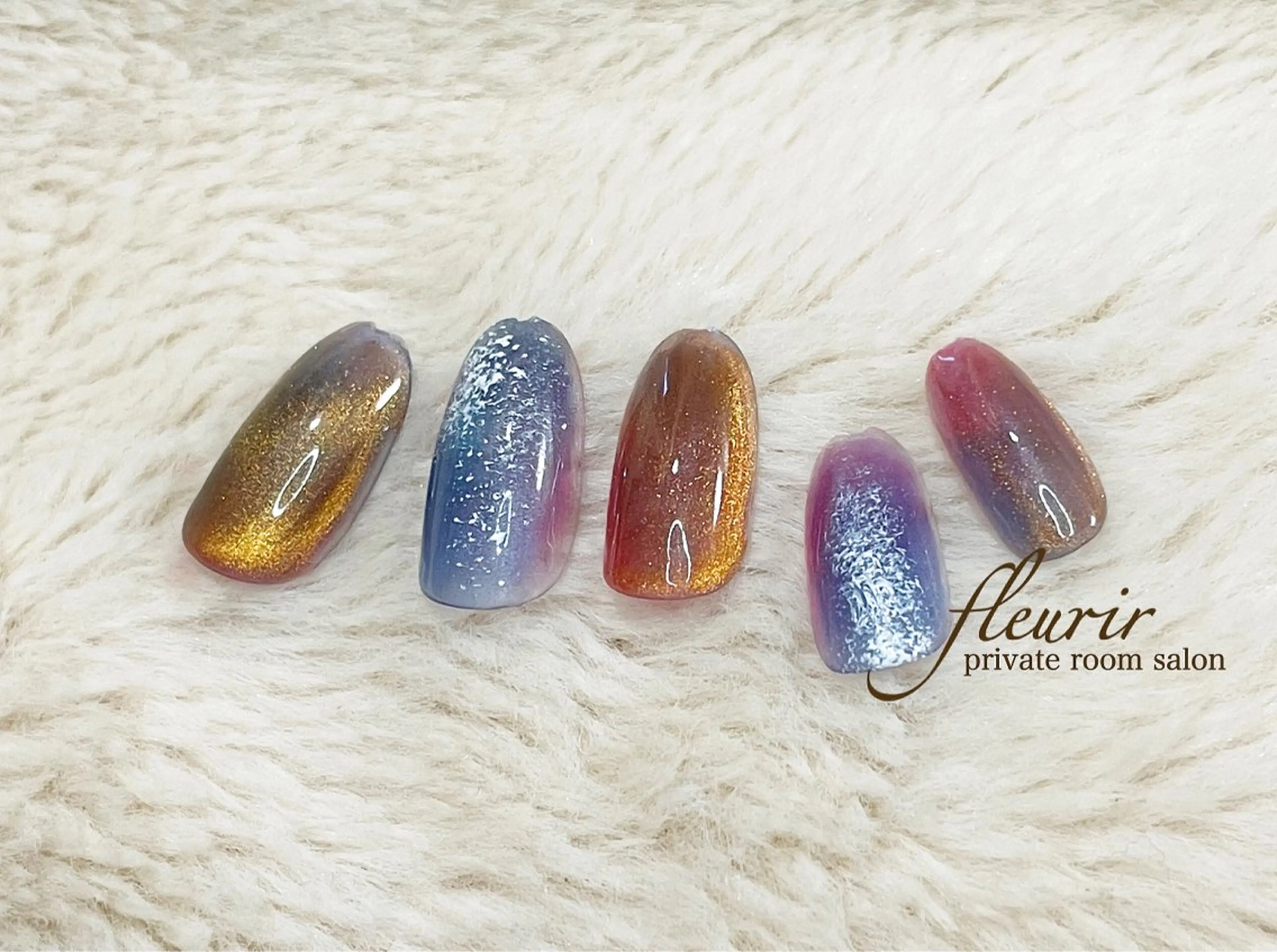 ネイル アートネイル ブルー マグネットネイル ネイビー ニュアンスネイル フルリール 【プライベートサロンのネイルデザイン