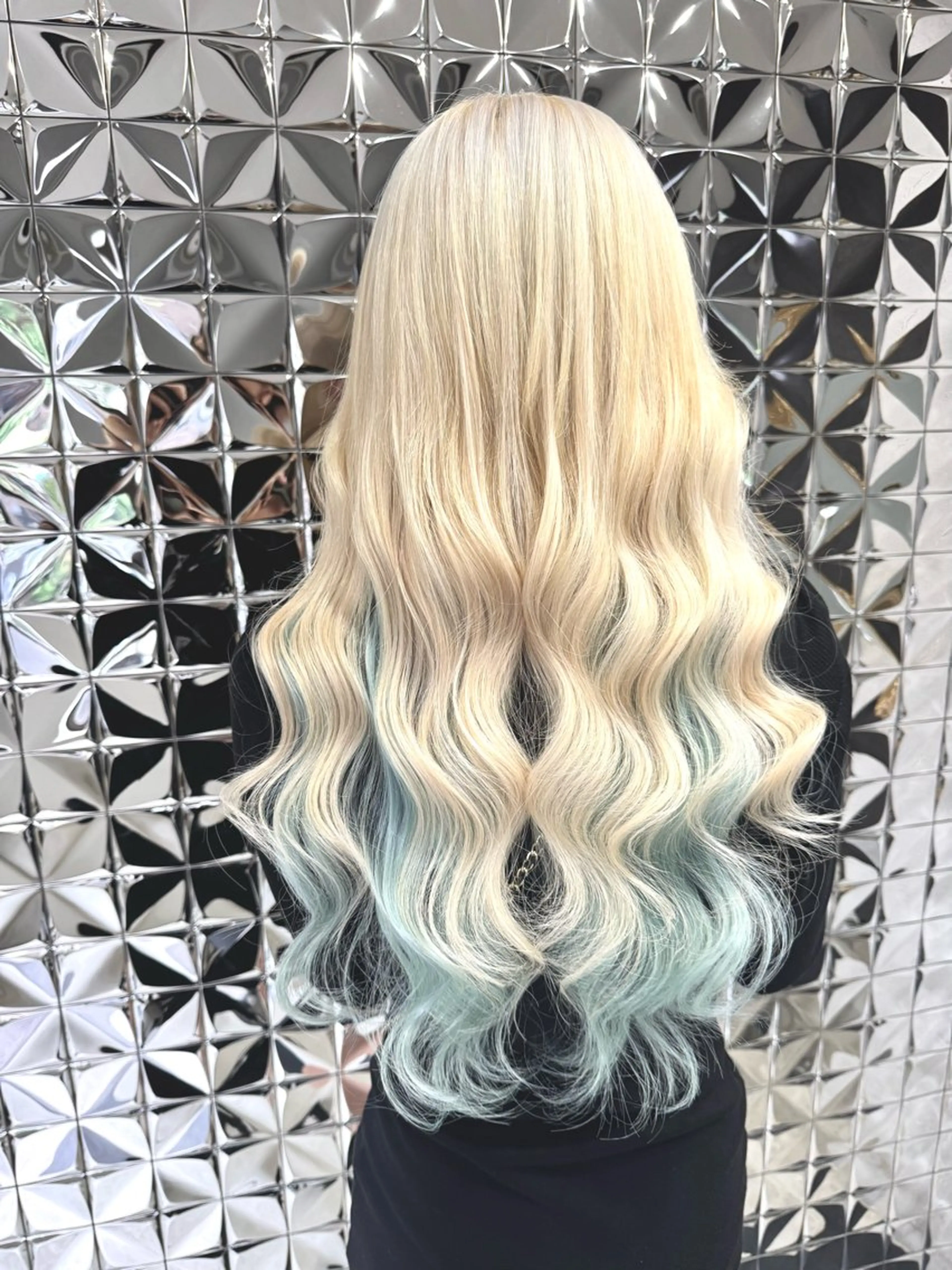 ロング カラー ブロンド ダブルカラー ハイトーンカラー Lovestasy 京都河原町店のヘアスタイル