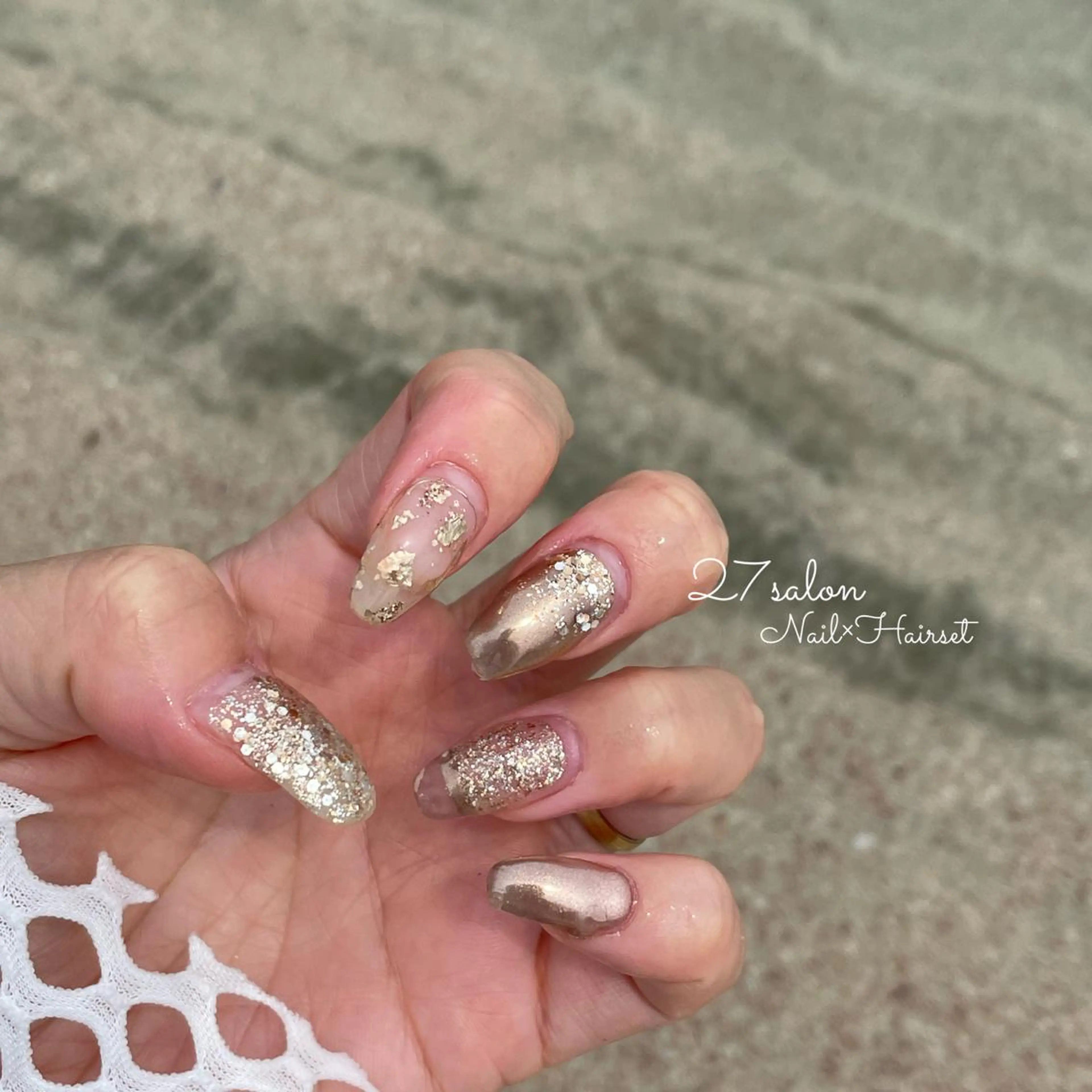 ネイル キラキラネイル ニュアンスネイル 27salon yuinaのネイルデザイン