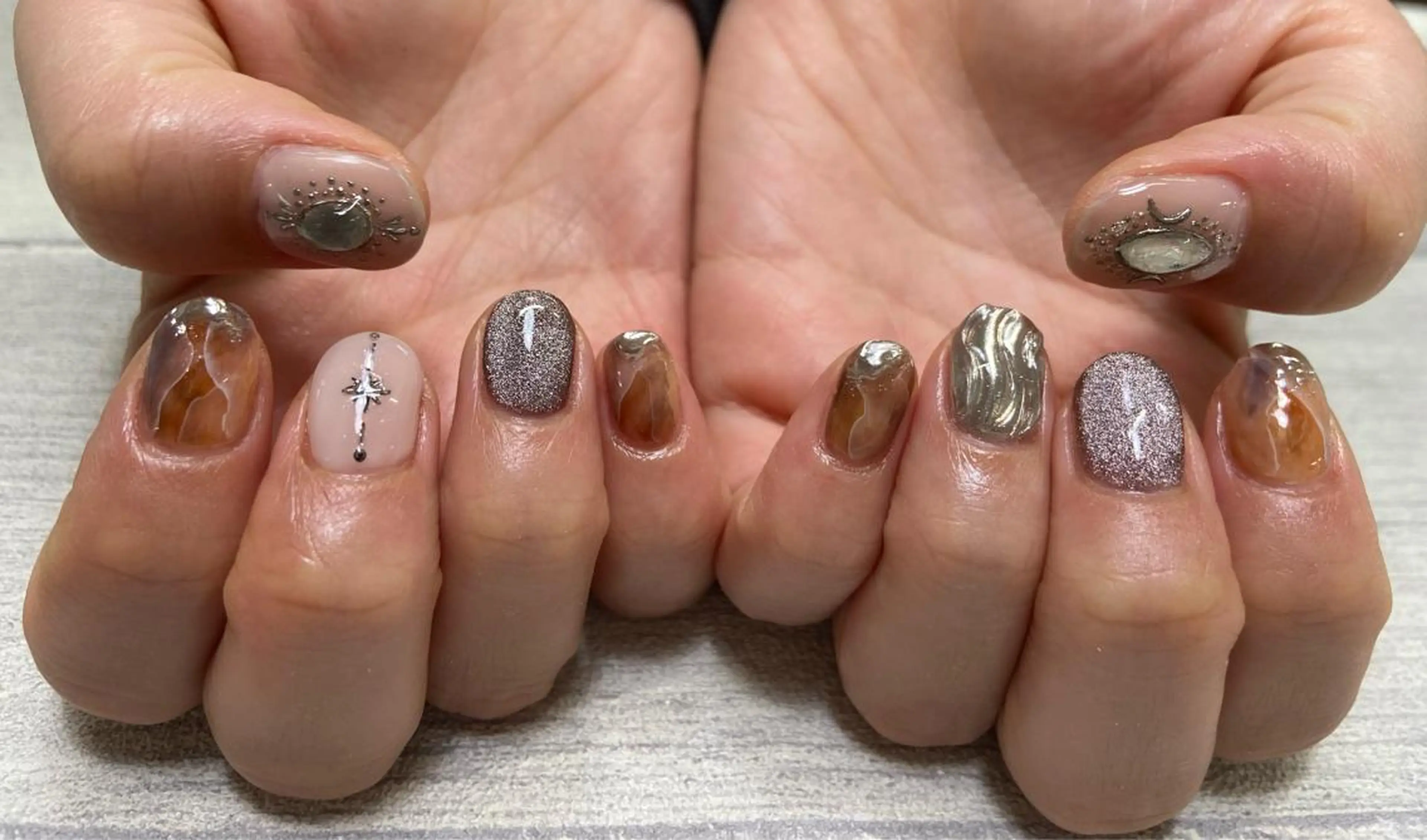 ネイル MAXKELLY  福岡天神所属・MAXKELLY natsuのネイルデザイン