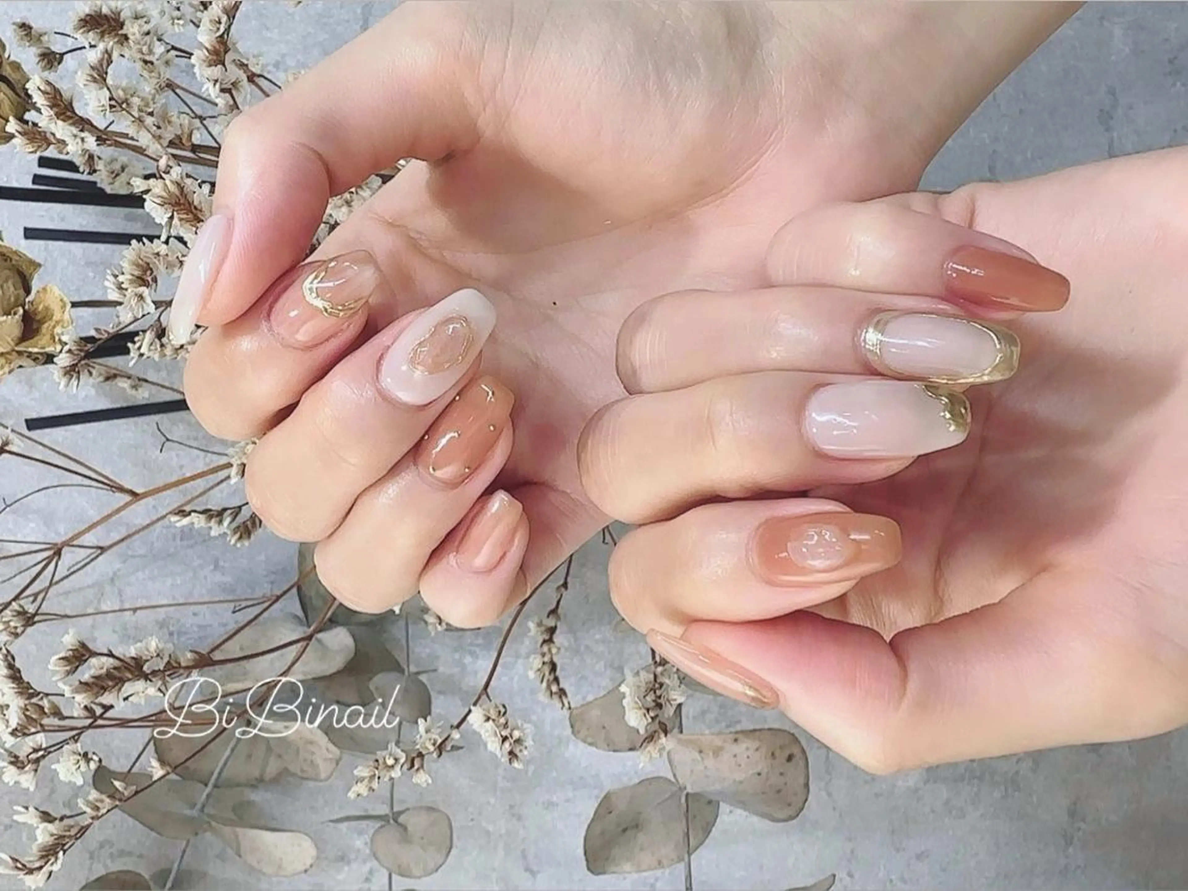 ネイル ハンドネイル purple hair design所属・Sumi Tomoのネイルデザイン