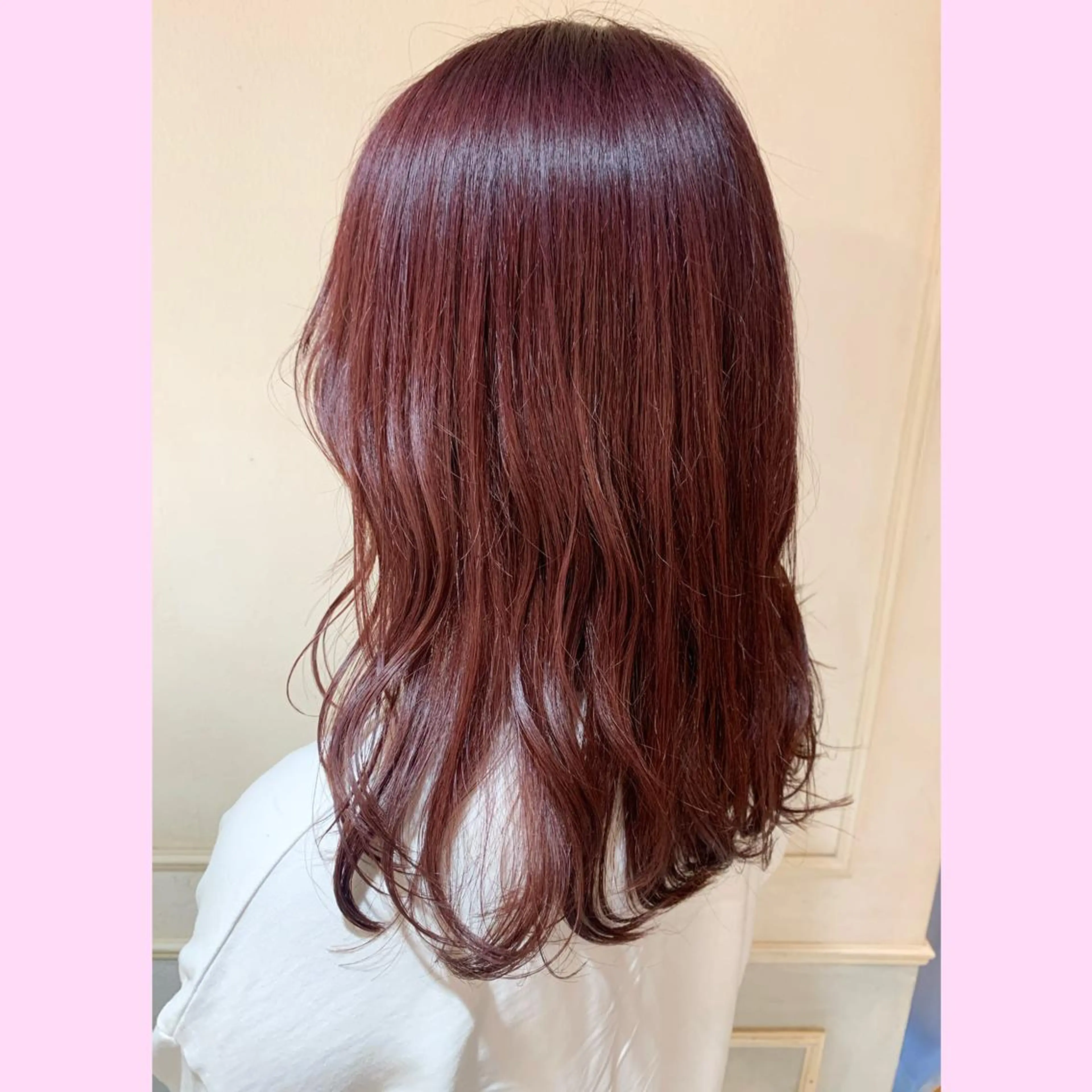 ロング カラー 黒髪 ブリーチ カシス イルミナカラー 浅沼 久瑠美のヘアスタイル