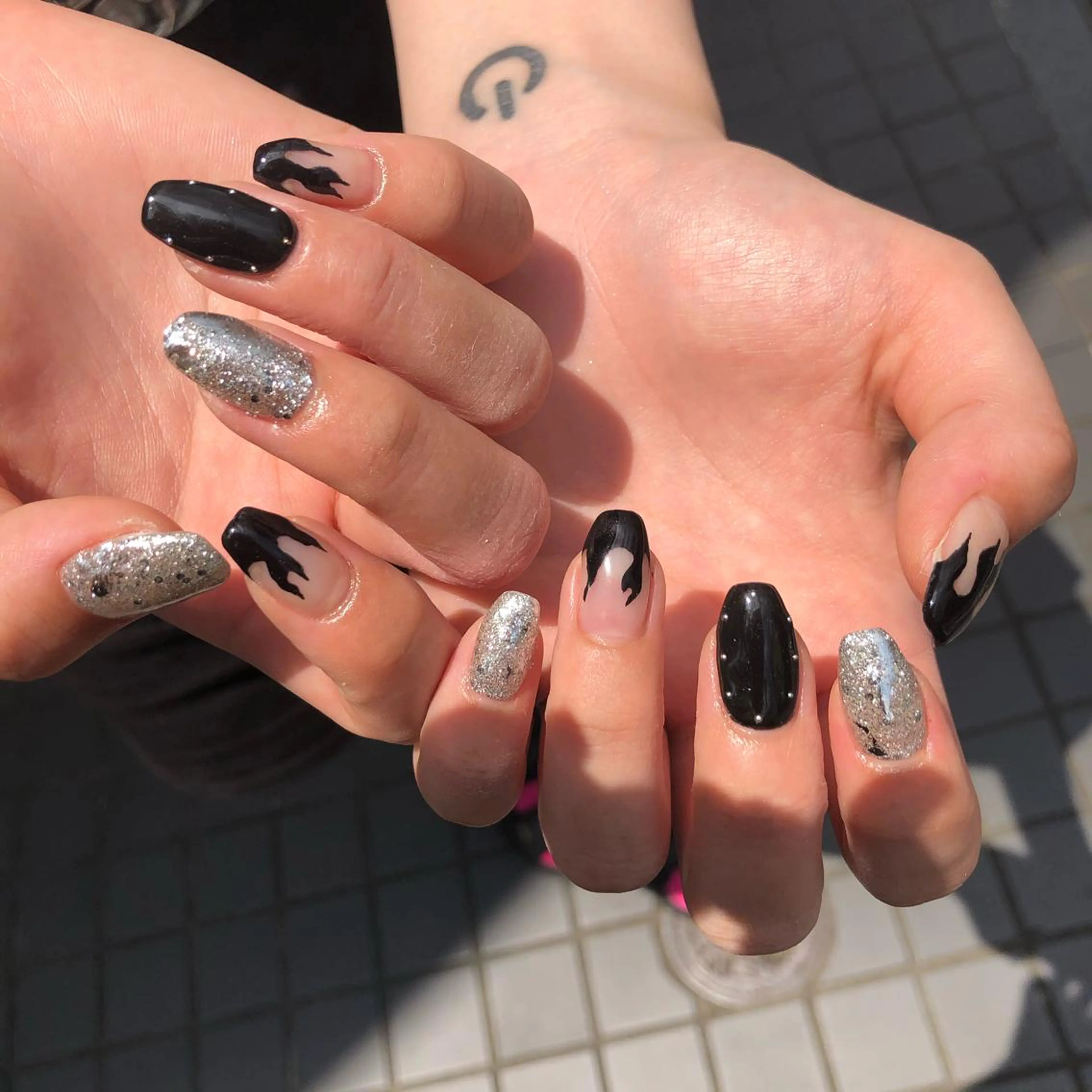 ネイル ハンドネイル 河野 弥月のネイルデザイン