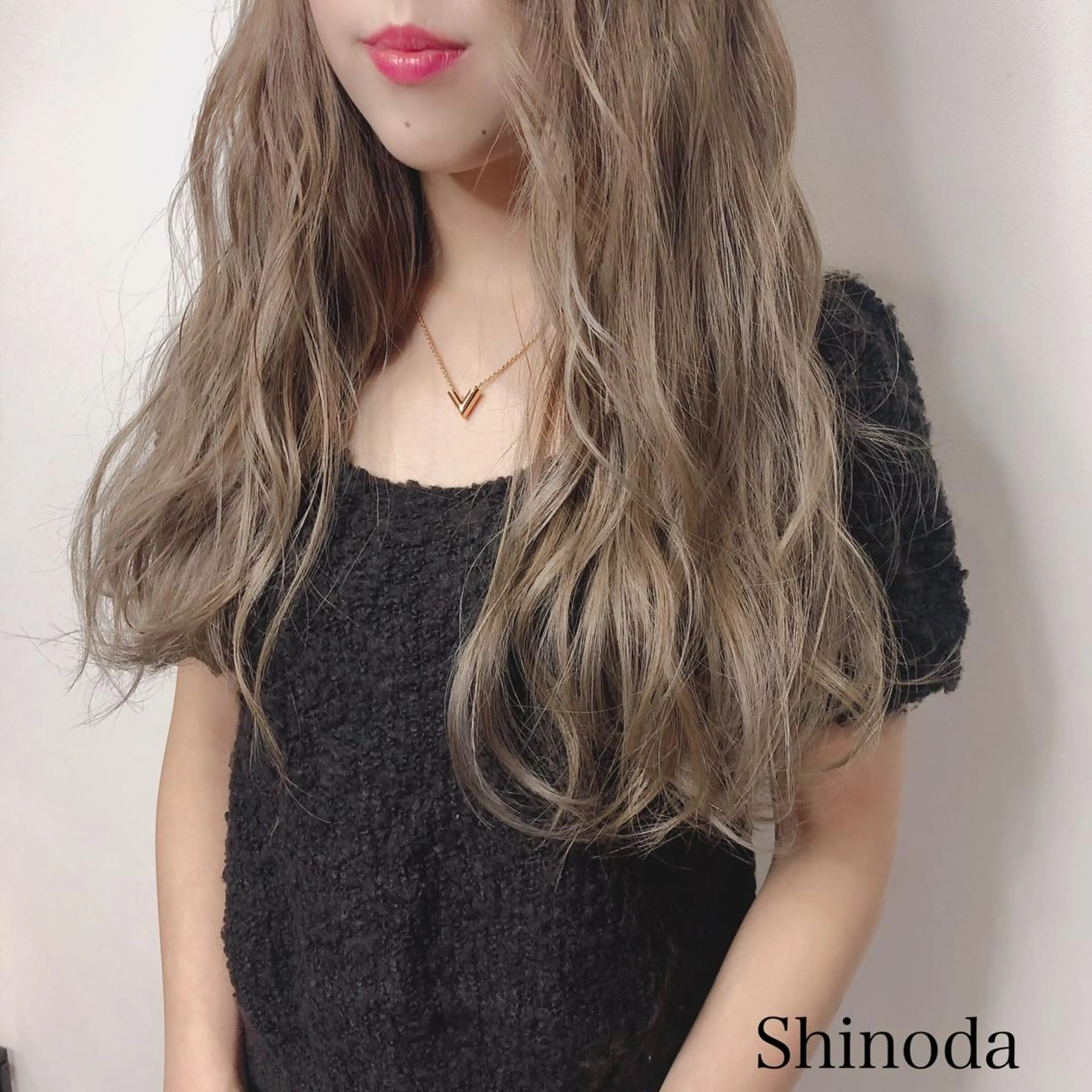 カラー ブリーチ 透明感カラー 🦖店長🦖pino #しのだスペシャルのヘアスタイル