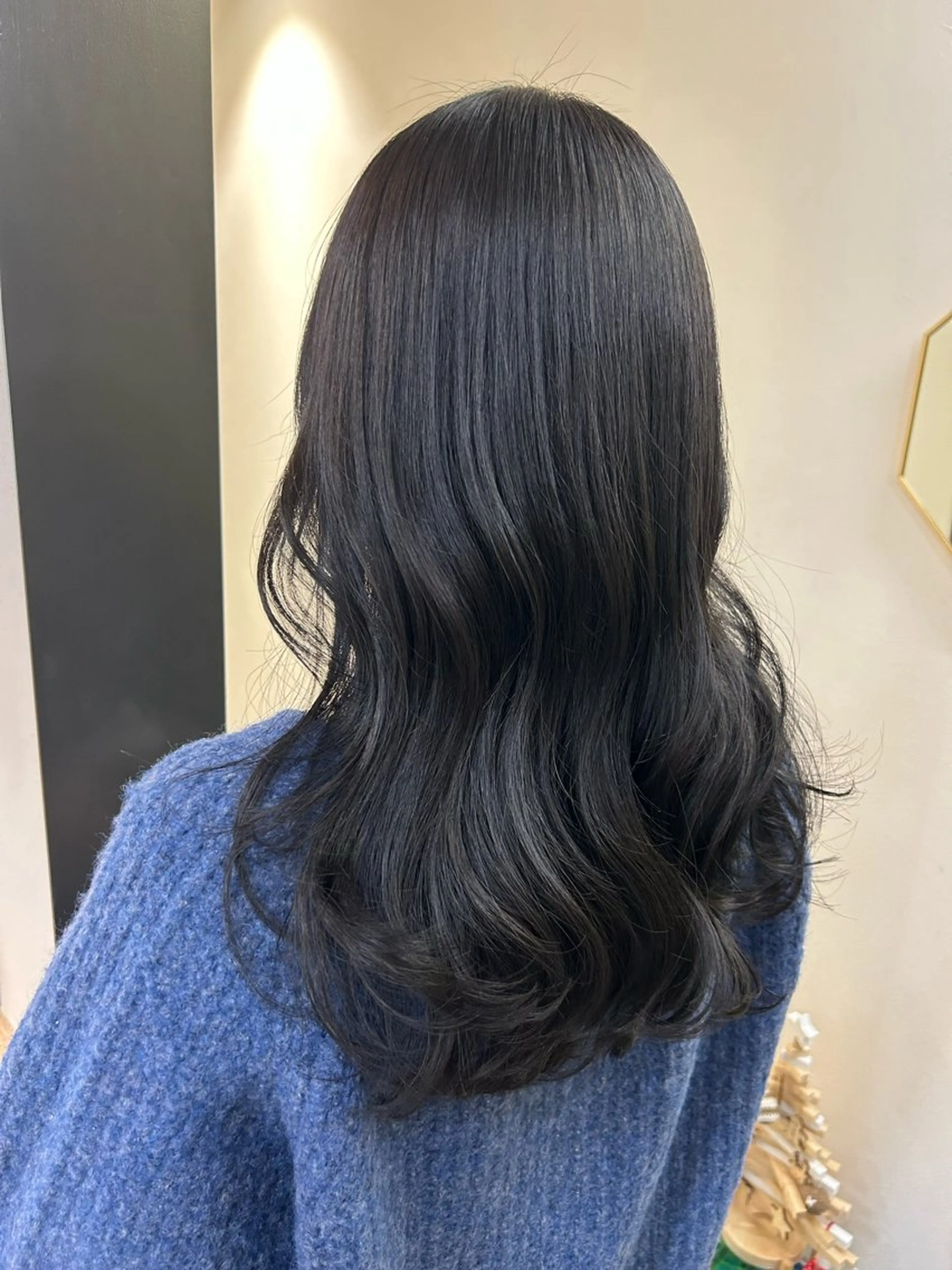 ロング カラー アッシュ アッシュグレー hub hair レイヤー/透明感のヘアスタイル