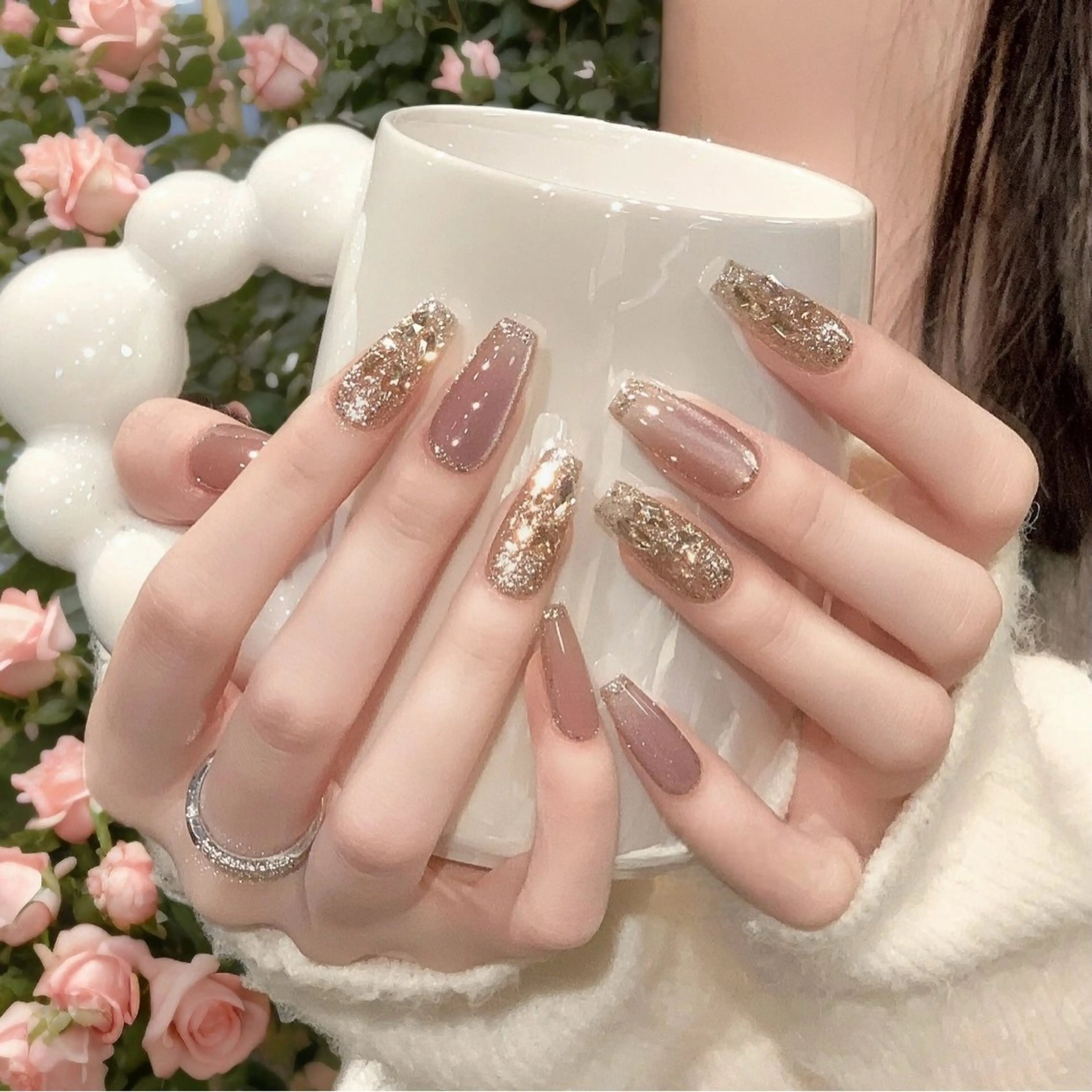 ネイル フレンチネイル ジェルネイル ガラスフレンチ グラデーション ラメ(グリッター) ネイルサロン Jasmine 池袋東口所属・YU RIのネイルデザイン