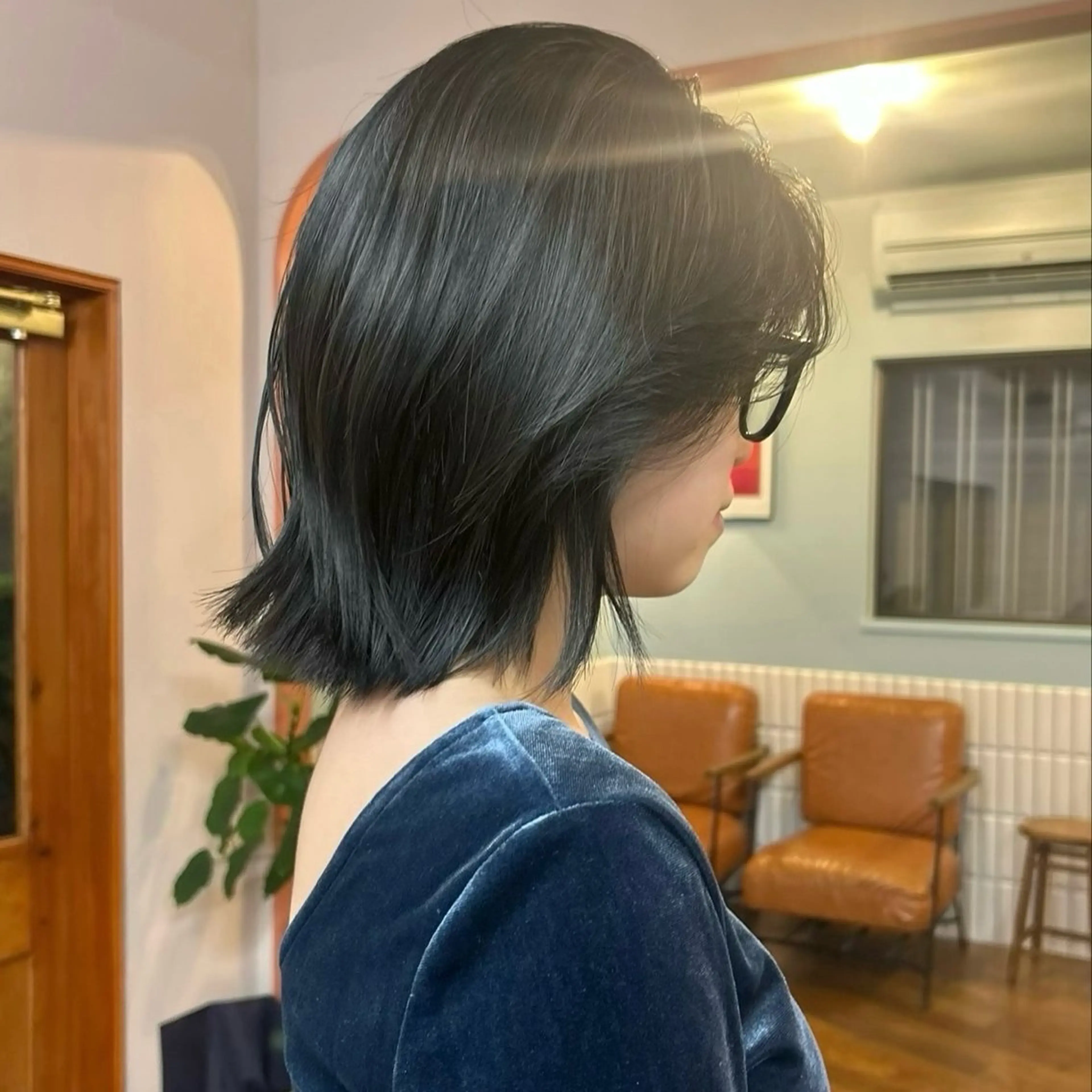 ショート カラー 透明感カラー MUKU 市川 莉花のヘアスタイル