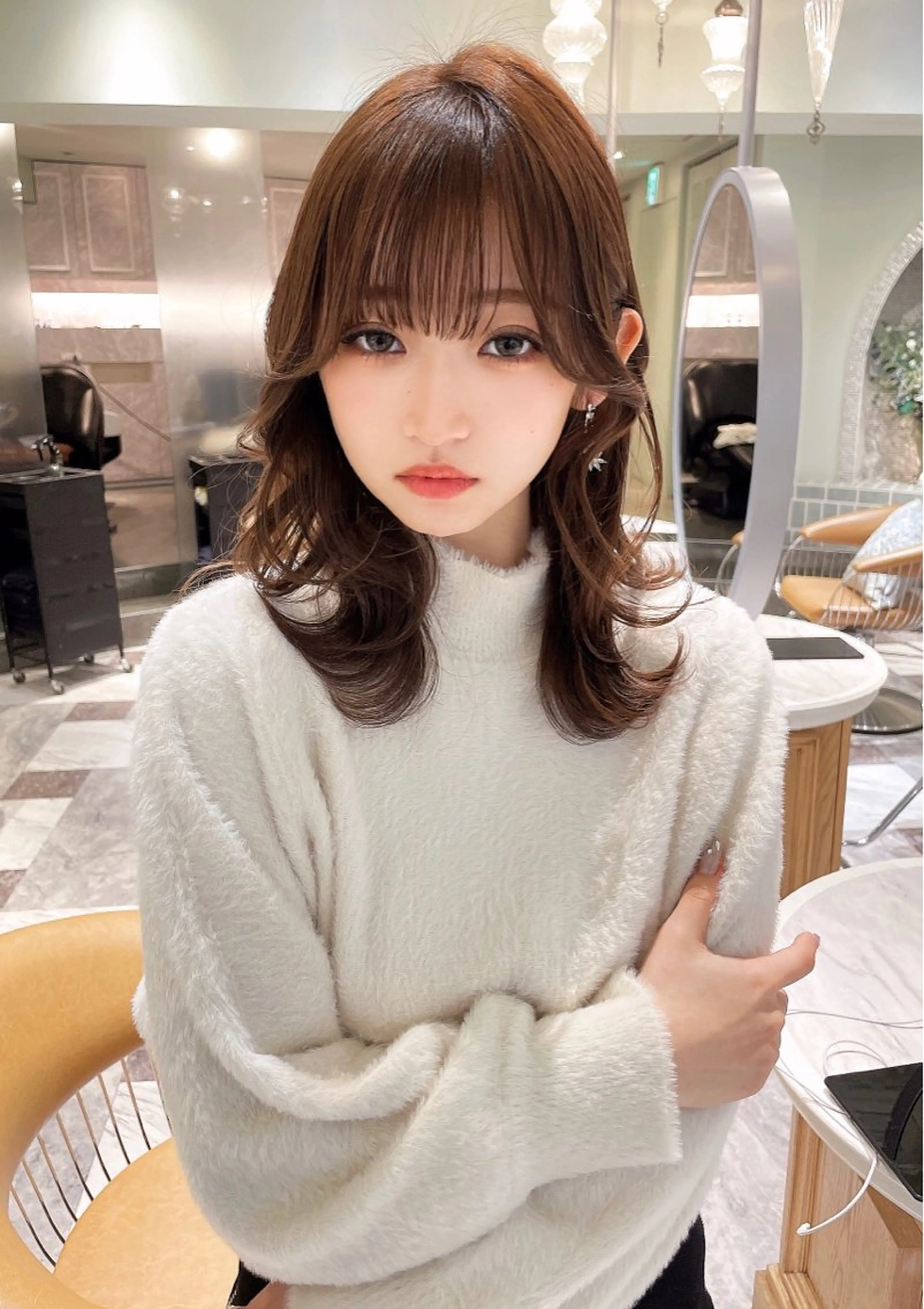 ミディアム カラー ベージュカラー 黒髪 ブリーチ ブルーカラー ブルーブラック カット ヘアカラー トリートメント 木屋元一/透明感 /レイヤー/顔まわりのヘアスタイル