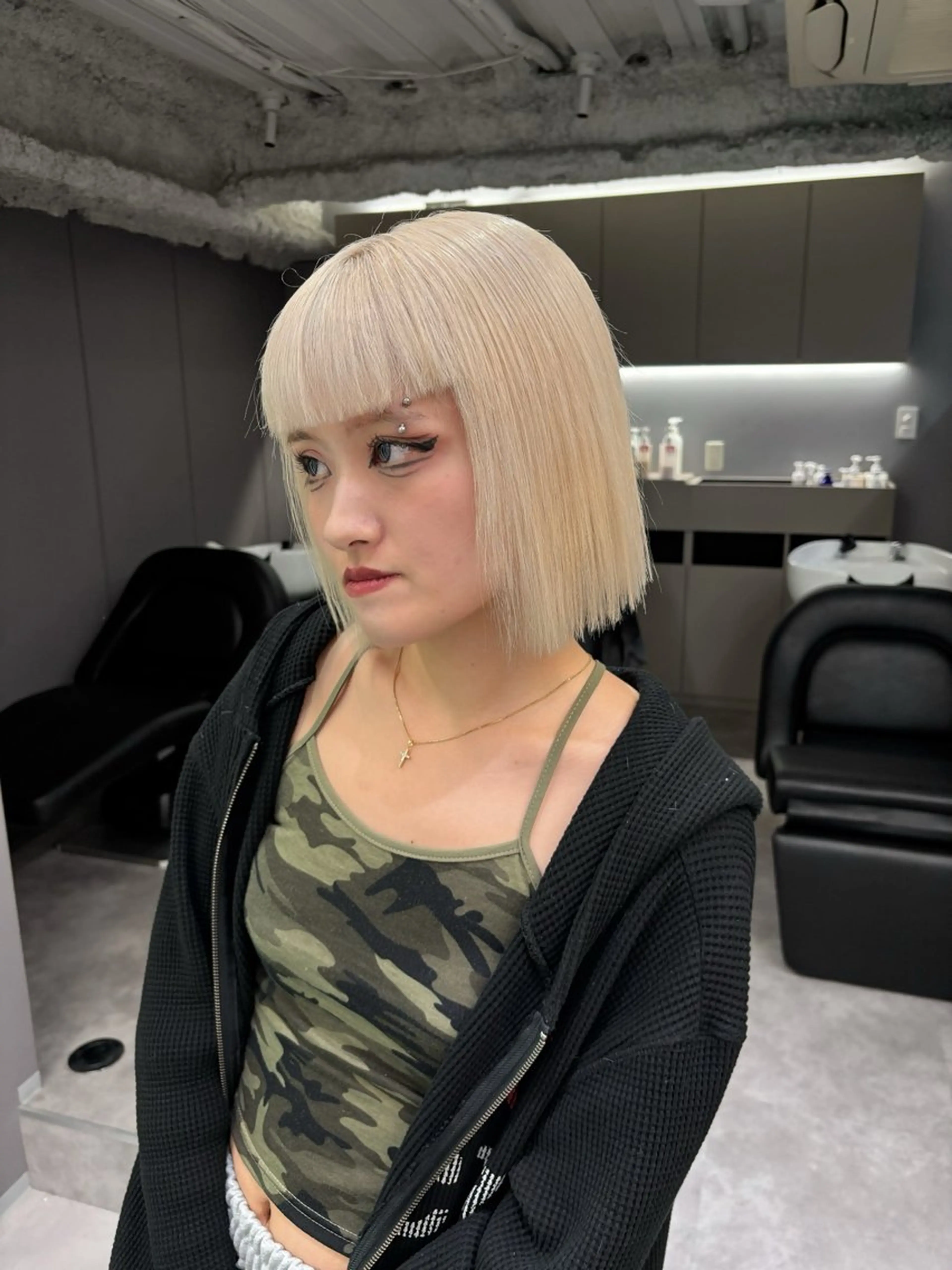 ショート カラー ブリーチ ヘアカラー 名古屋／デザイン／ ブリーチ/松井亮磨のヘアスタイル