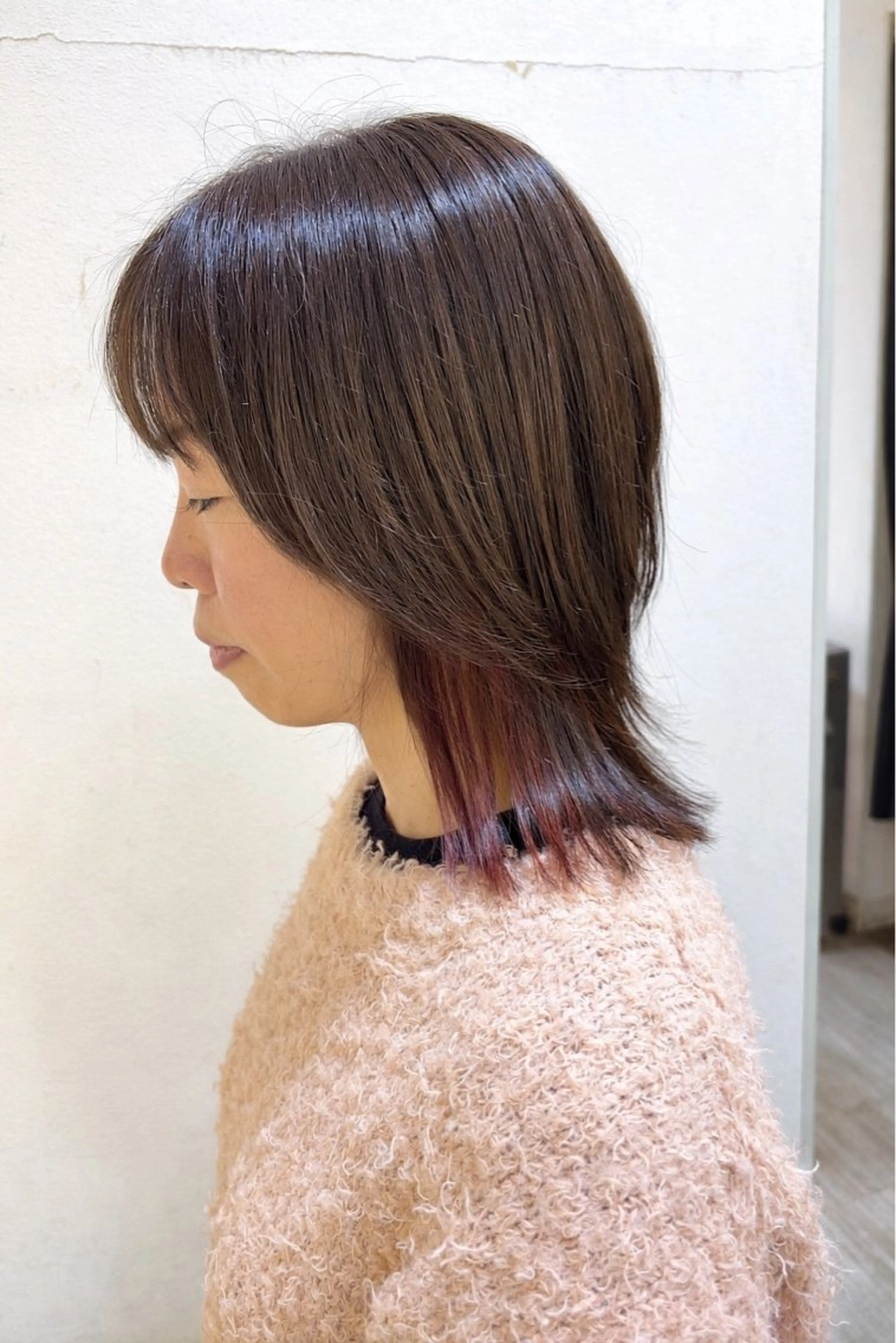 ミディアム レイヤーカット ヘアカラー 南 菜花のヘアスタイル