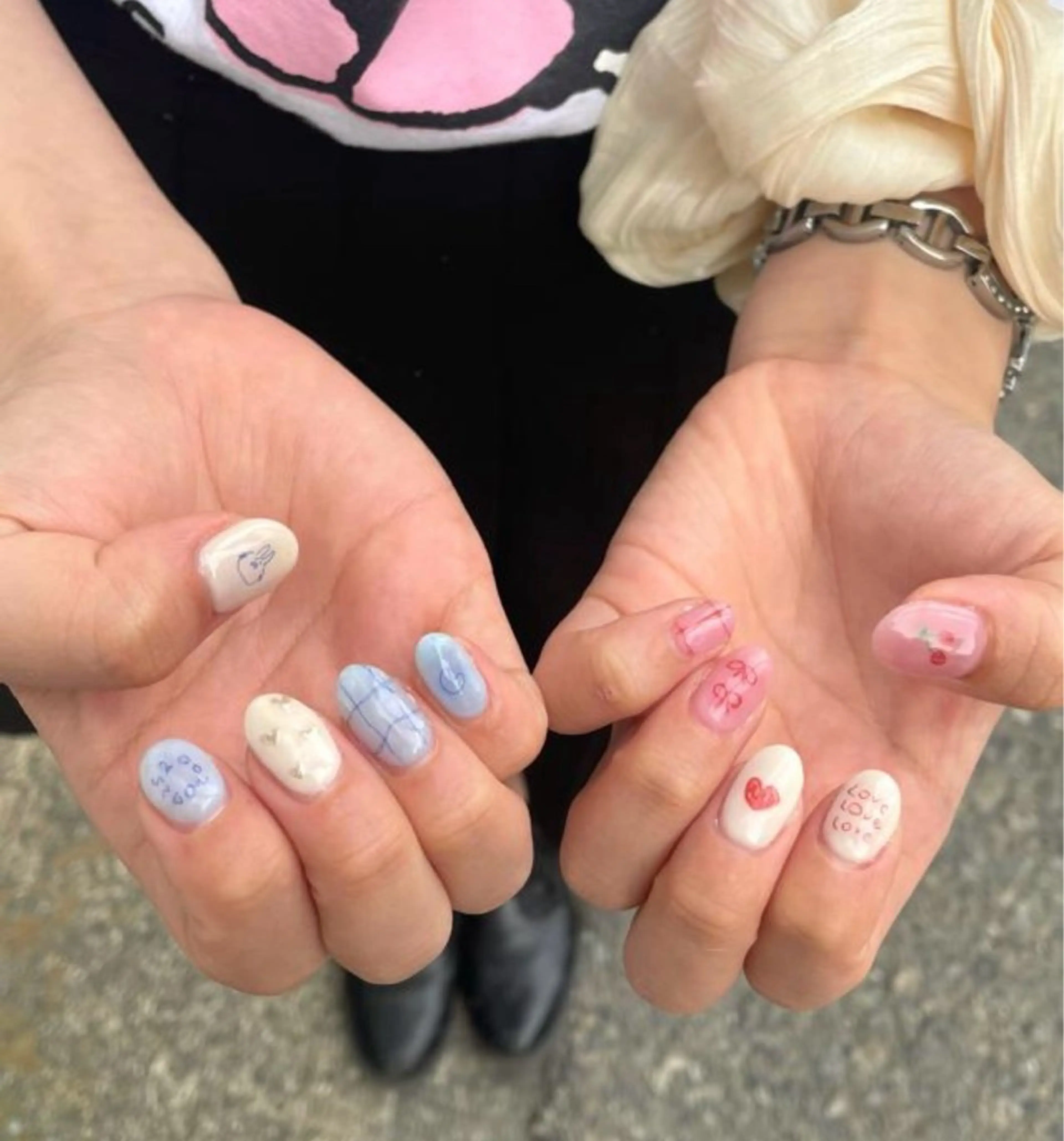 ネイル LAVISH nanamiのネイルデザイン