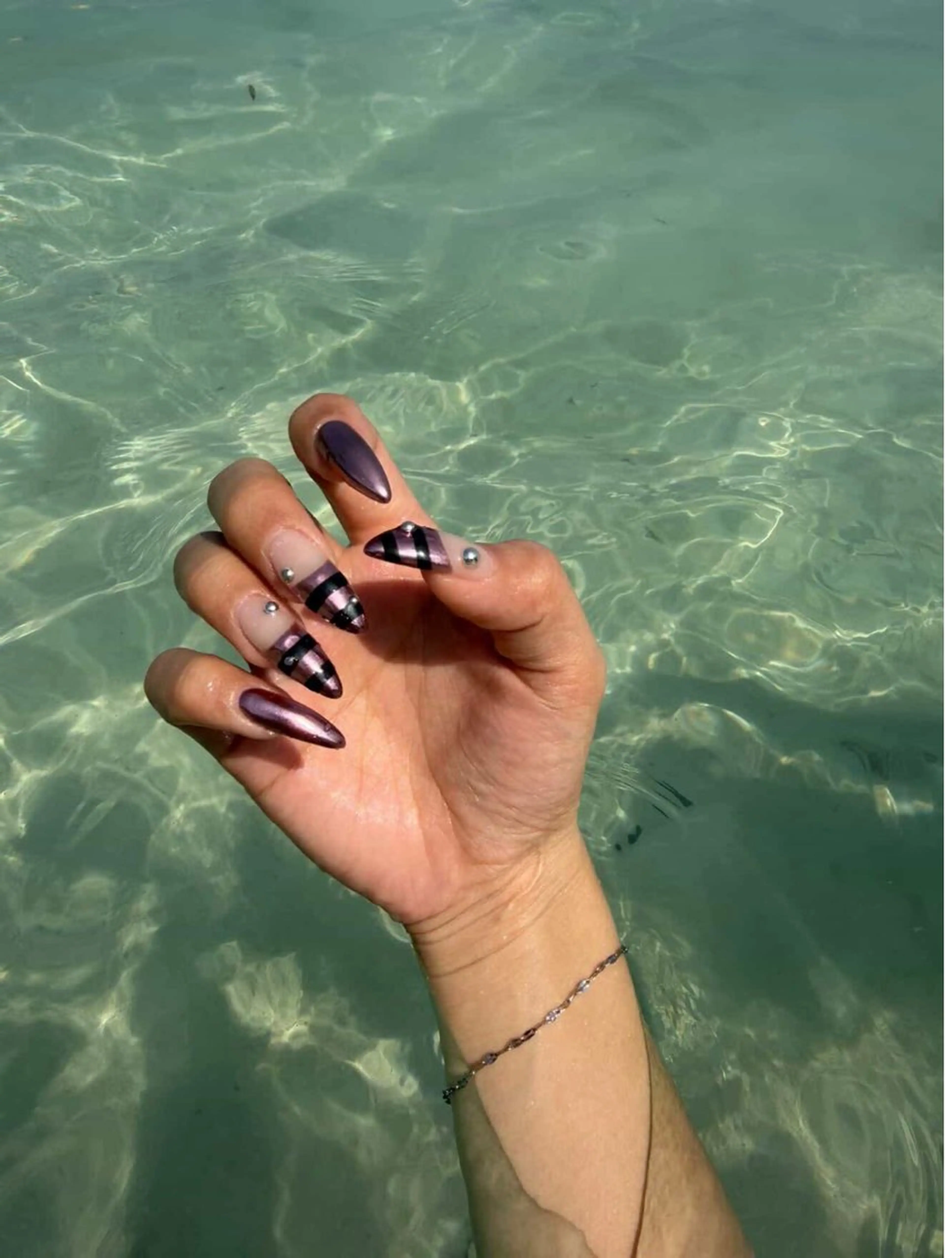 ネイル ATELIER HARLOW アトリエハーロウ所属・Nailist YUMAのネイルデザイン