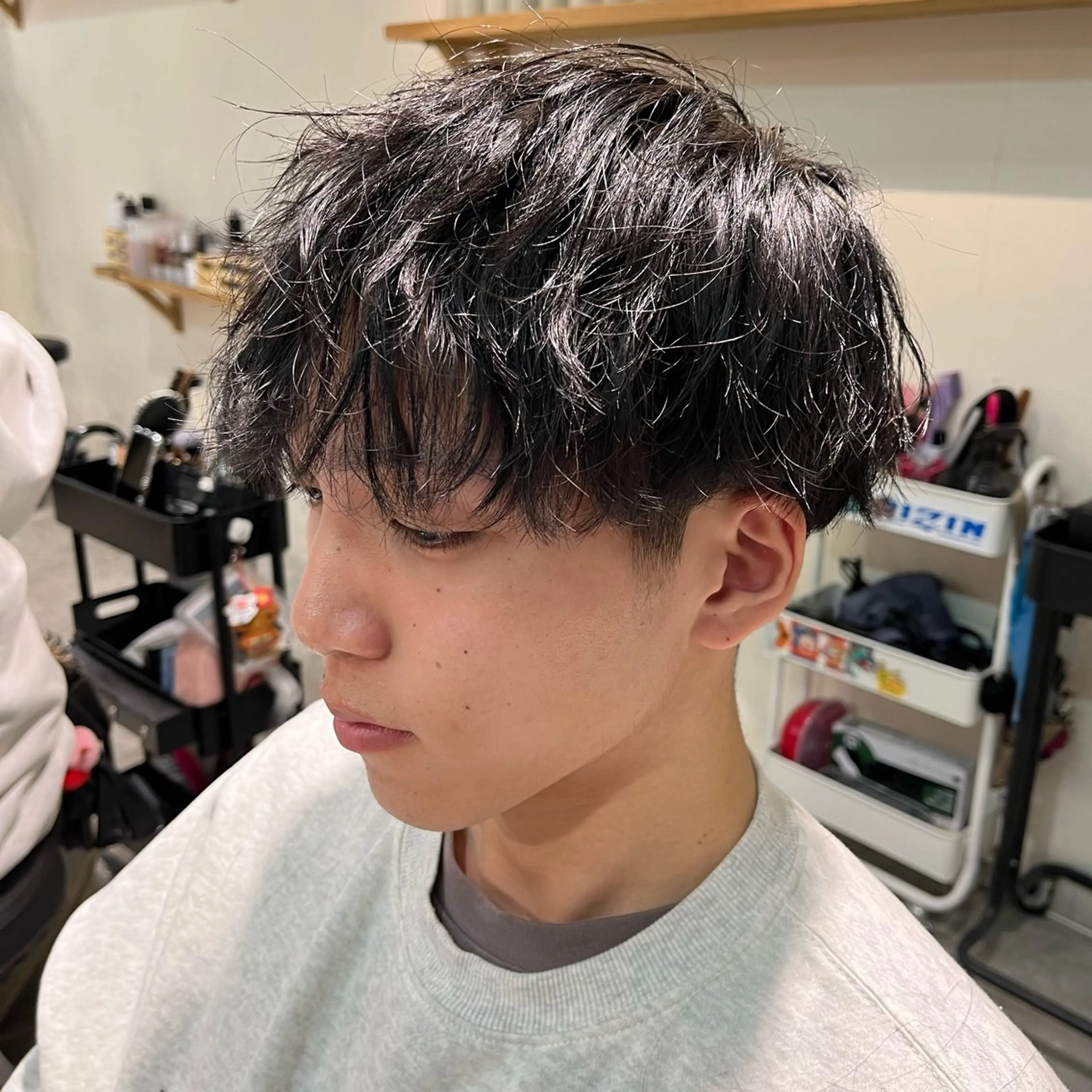 メンズ メンズパーマ カット フェザーパーマ🌙 毛流れ yuzukiのヘアスタイル