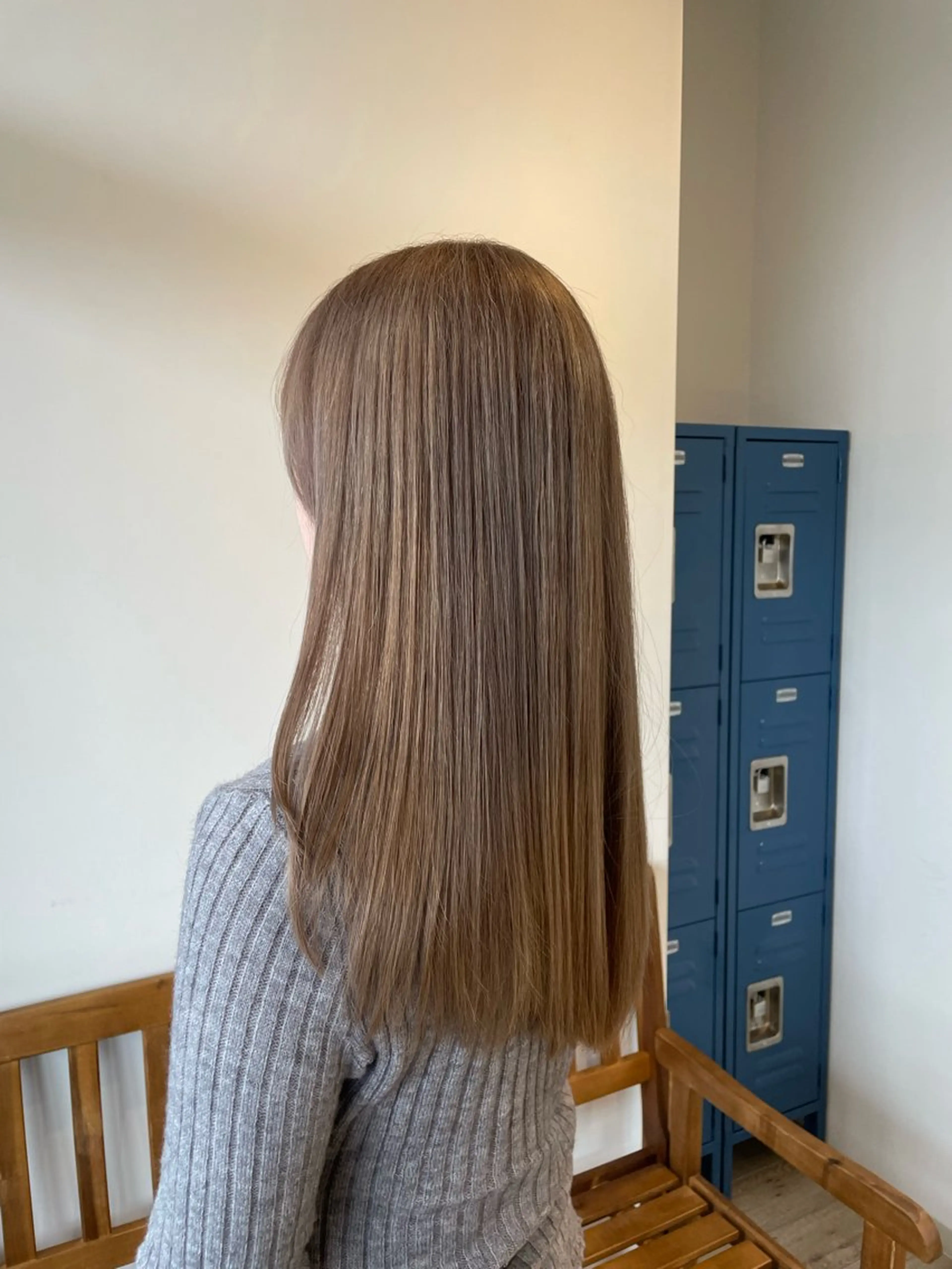 セミロング カラー ベージュカラー ミルクティーベージュ 櫻井 美夕のヘアスタイル