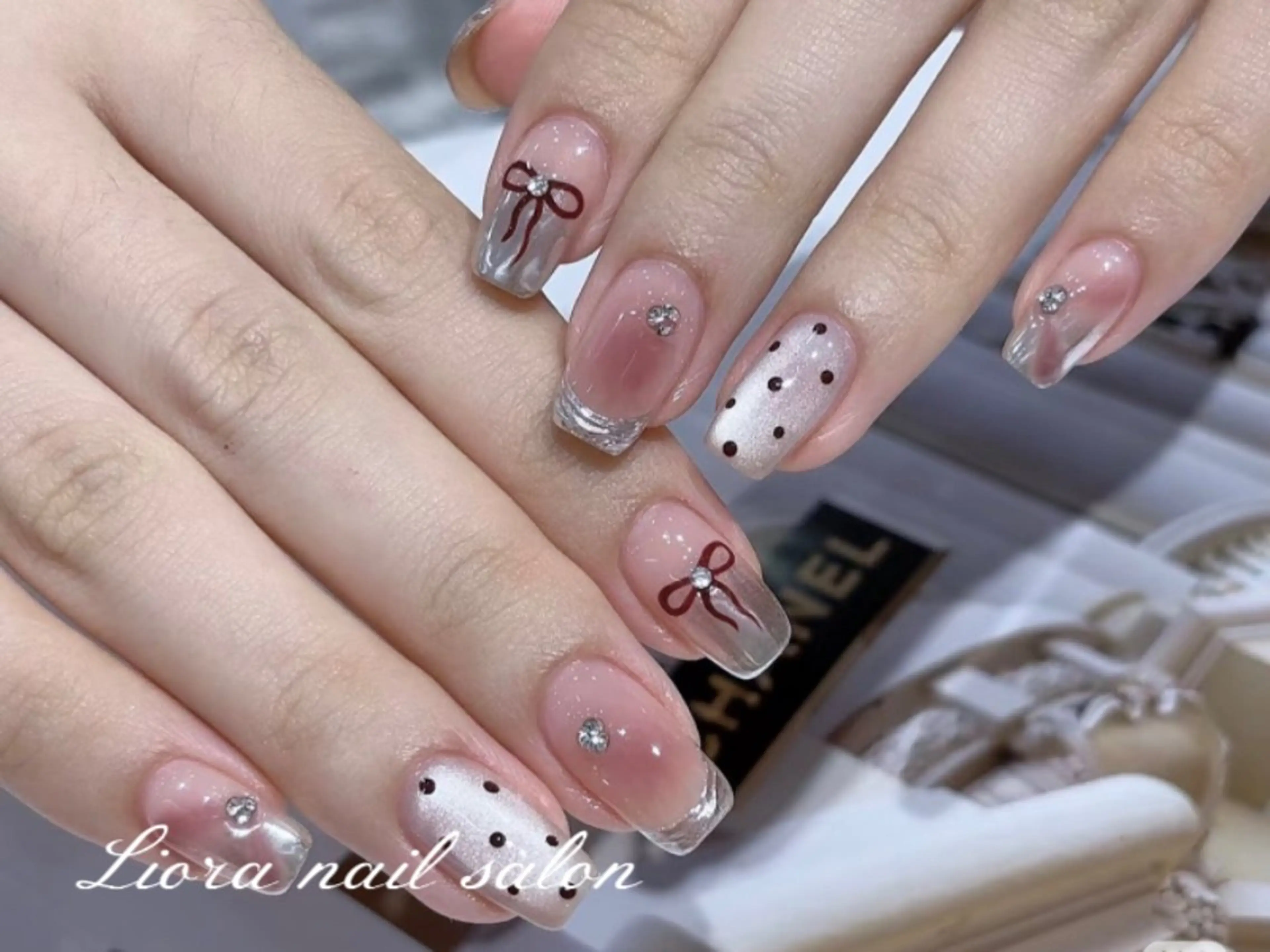 ネイル チークネイル フットネイル フレンチネイル ジェルネイル ガーリー ハンドネイル Liora nail 1のネイルデザイン