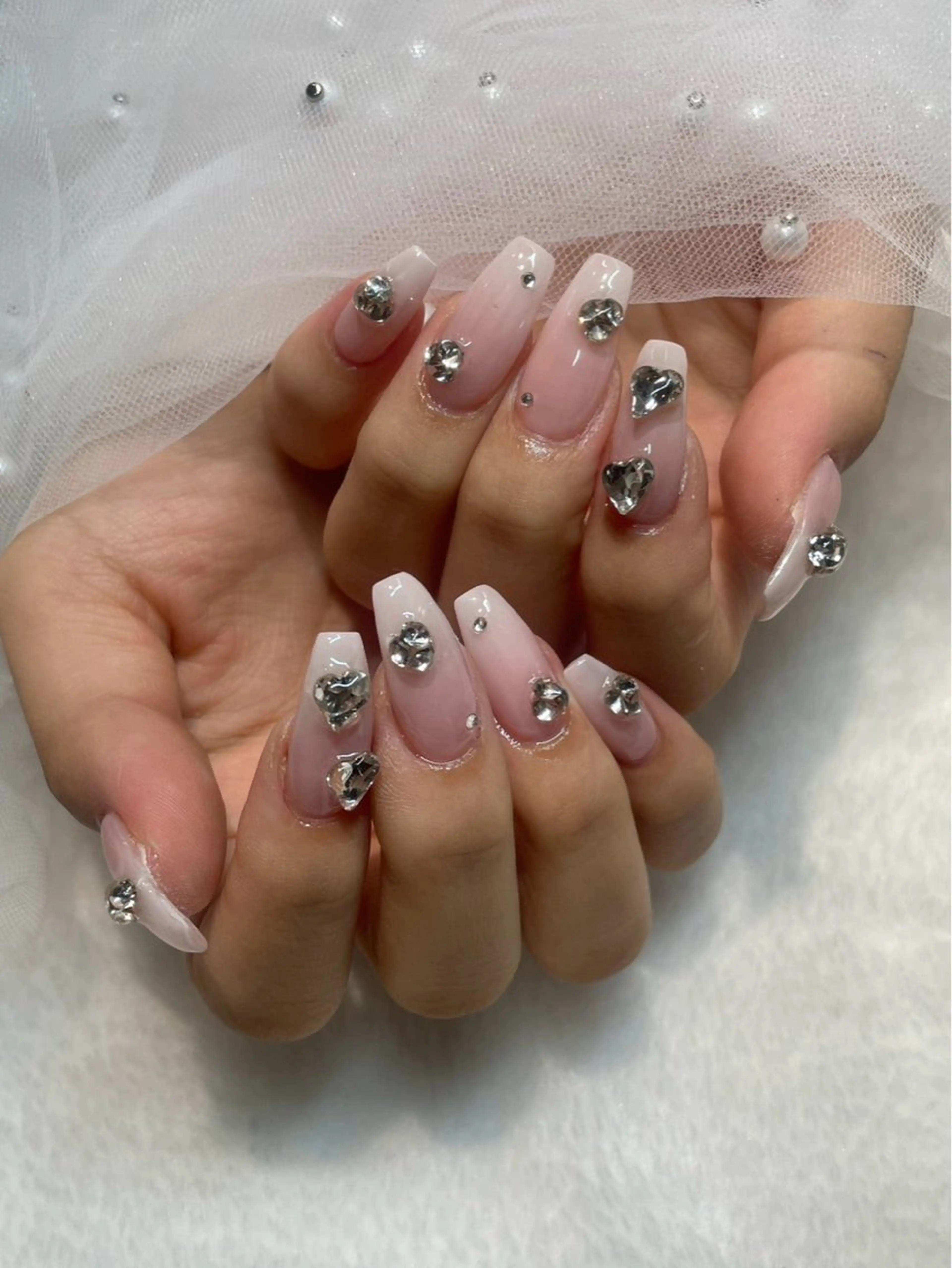 ネイル I-nailロング /ワンホン/キラキラのネイルデザイン