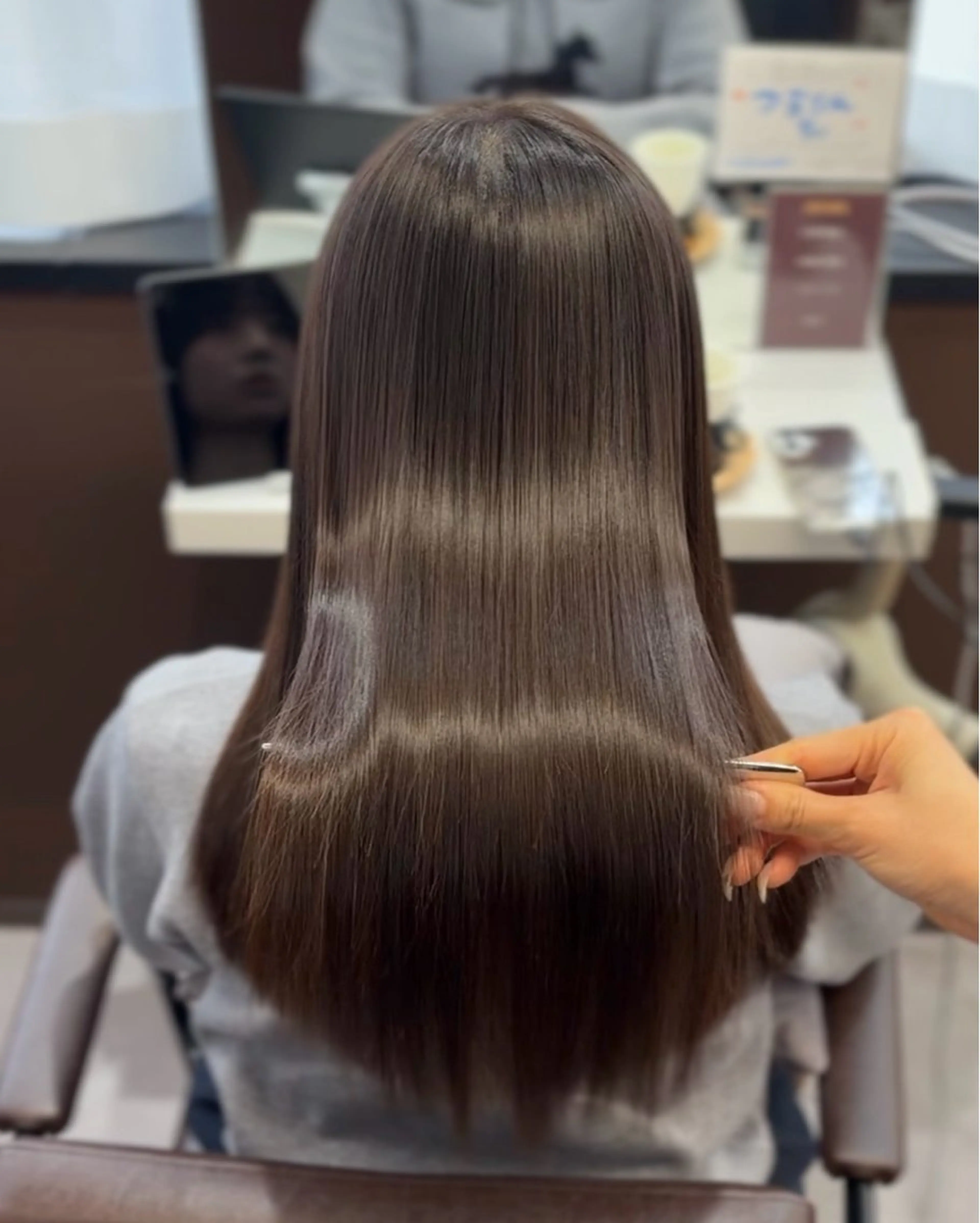 ロング 髪質改善 縮毛矯正 梅田/髪質改善特化/ 艶カラー🫧さくらこのヘアスタイル