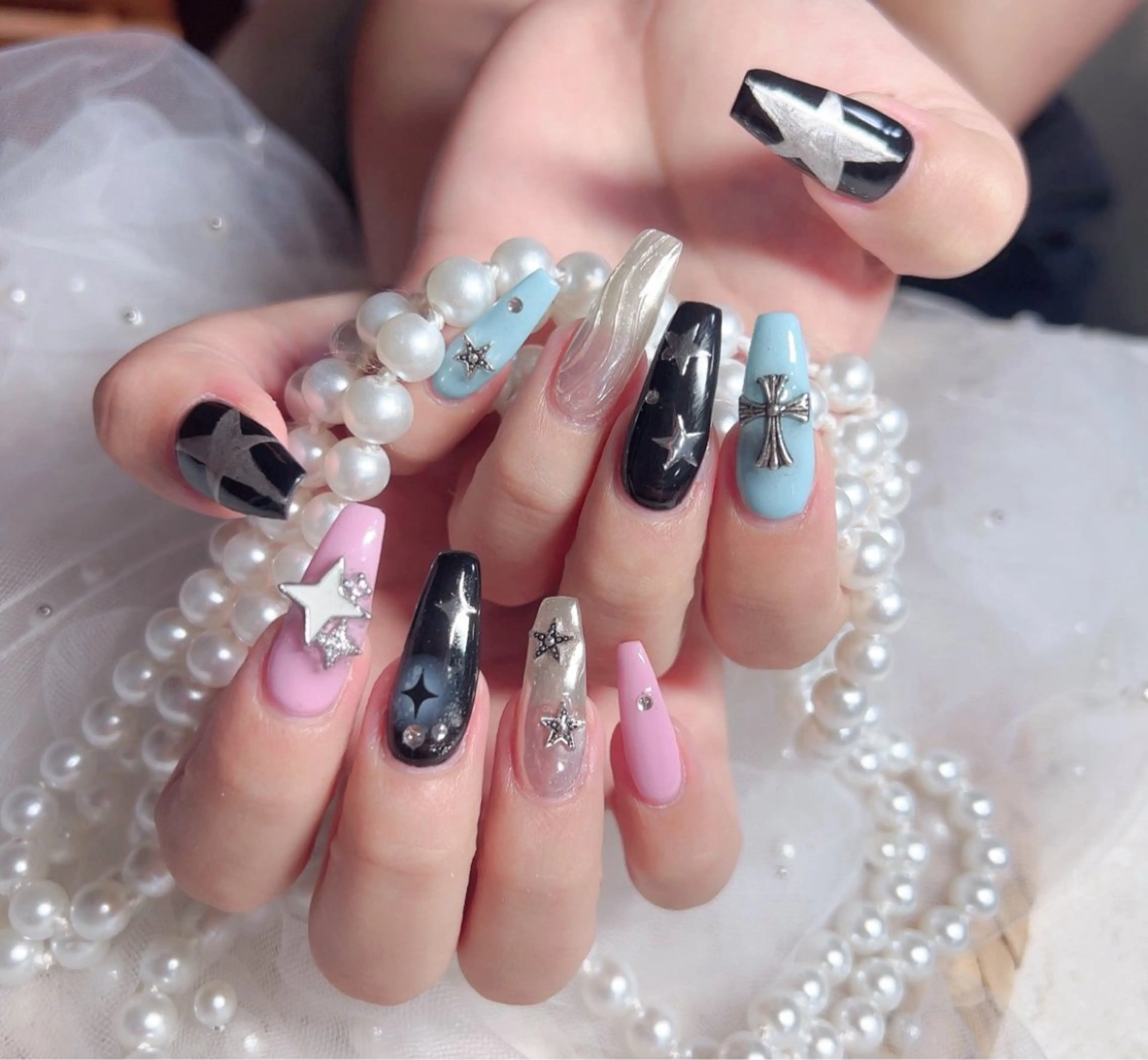 ネイル ハンドネイル 🎀Ｍ nails✨ ビューティーのネイルデザイン