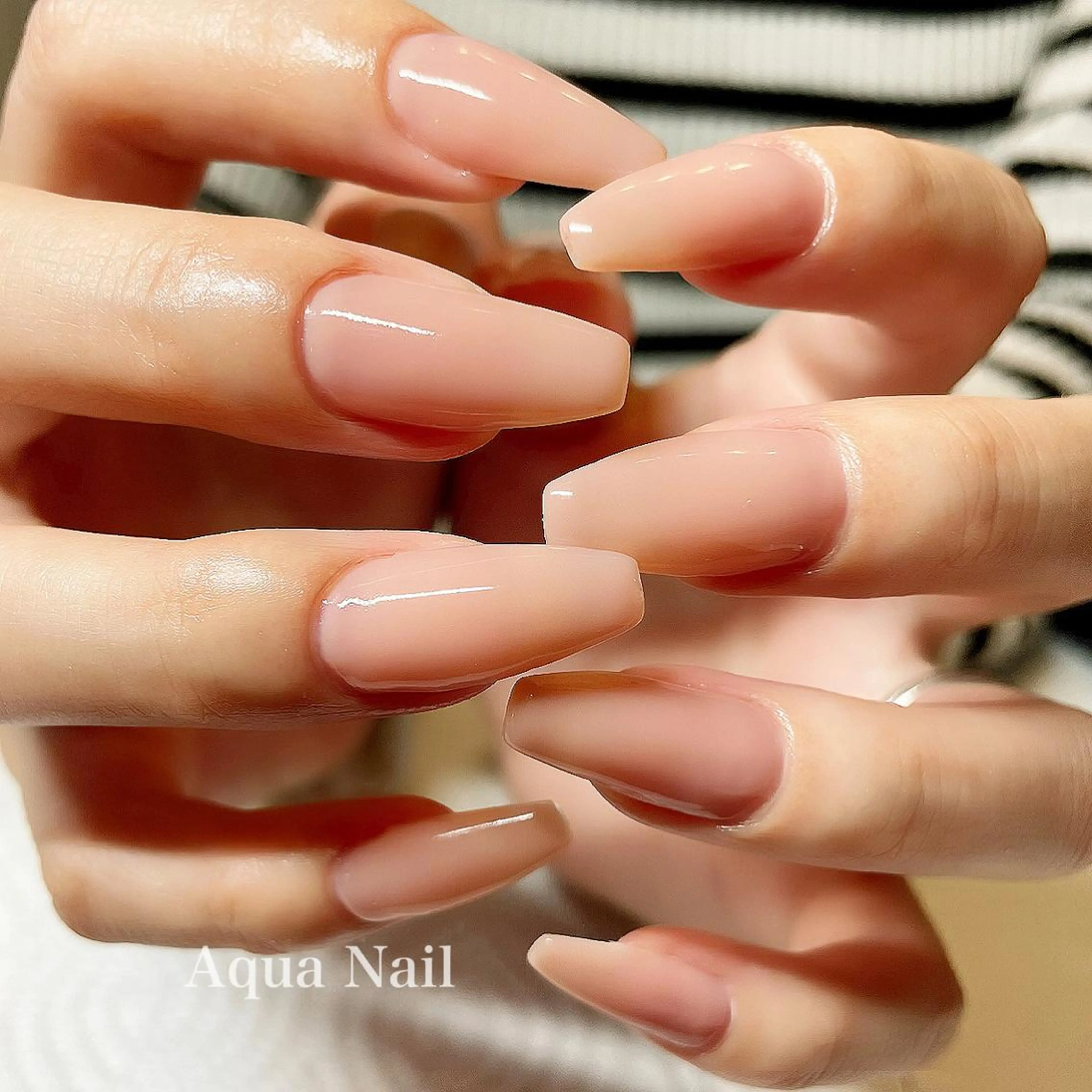 ネイル アートネイル ピンク ピンクベージュ シンプルネイル ハンドネイル フットネイル AQUA NAIL所属・AQUA NAILのネイルデザイン