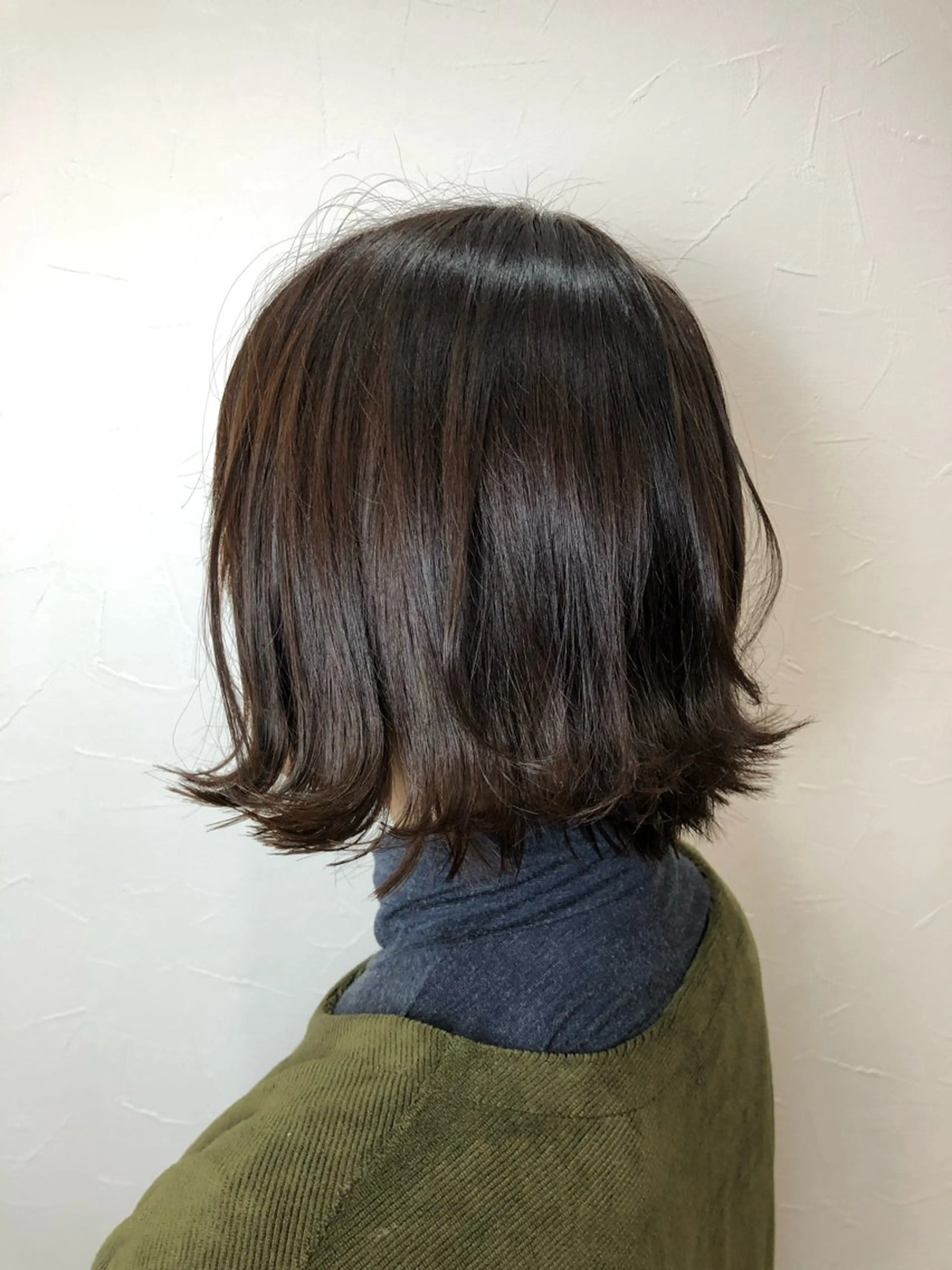 ミディアム 外ハネヘア 縮毛矯正&髪質改善/ きょうの🐺のヘアスタイル