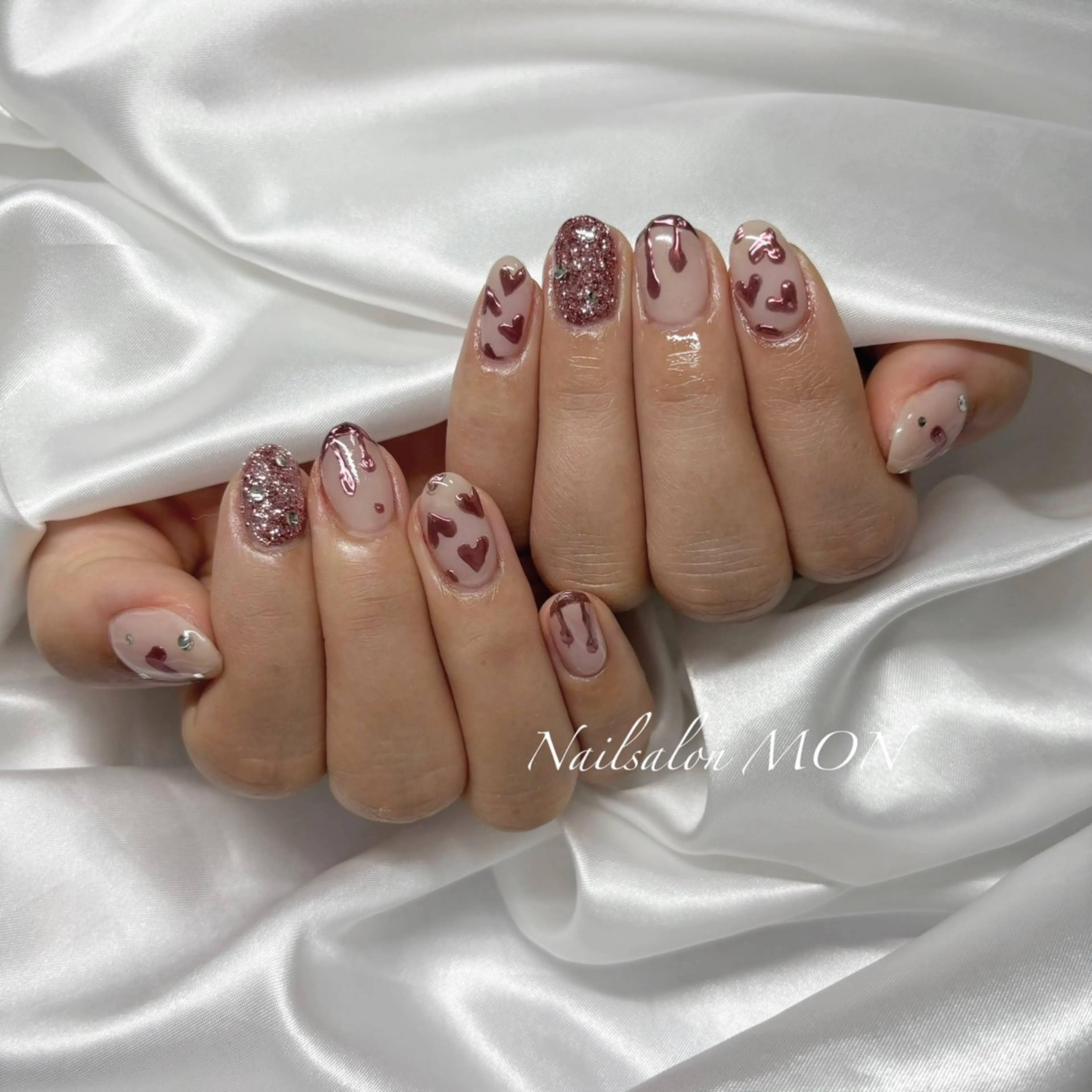 ネイル ストーンネイル ハンドネイル Nailsalon MONのネイルデザイン