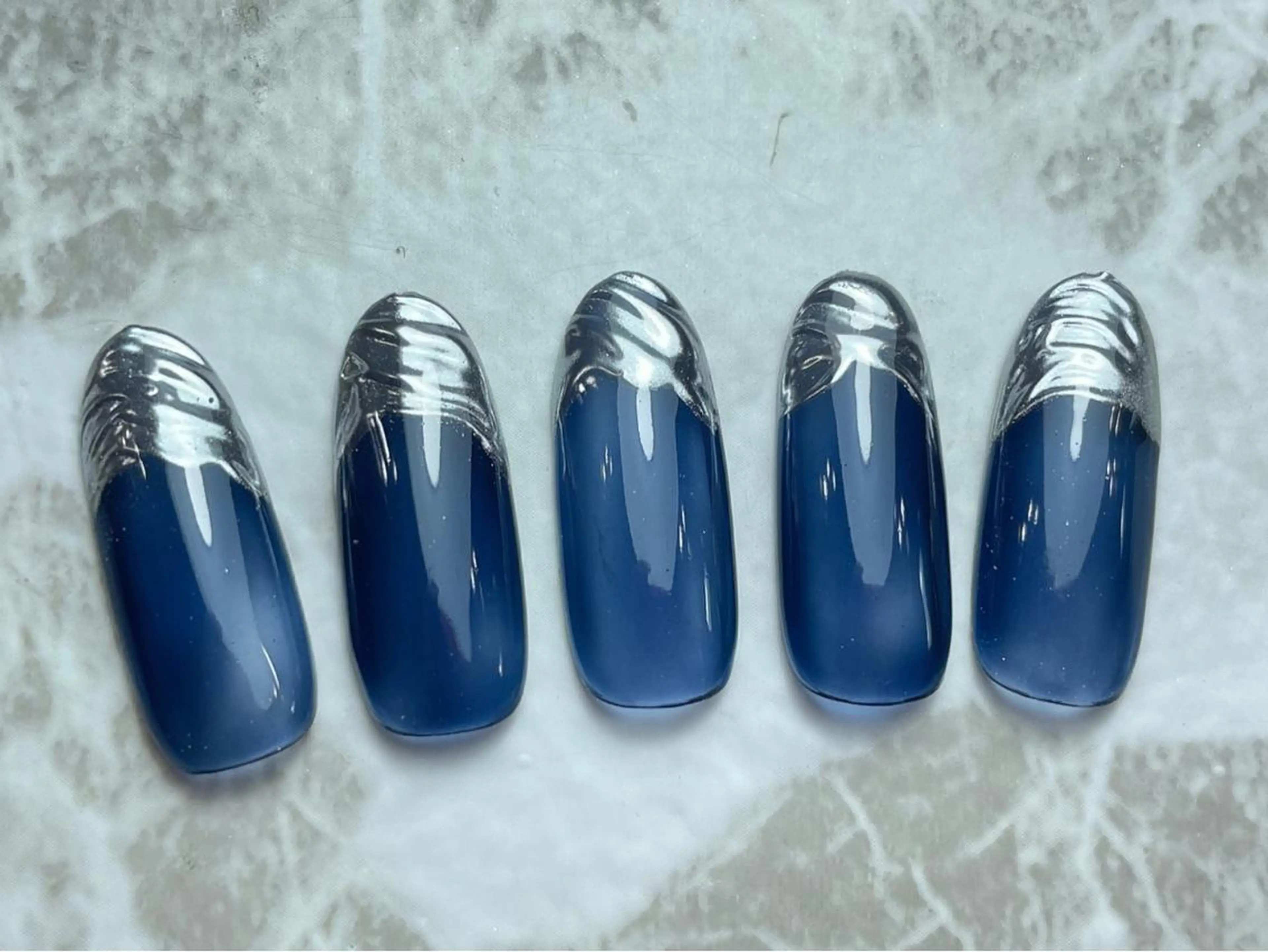 ネイル ハンドネイル マジックミラー所属・マジック ミラーのネイルデザイン