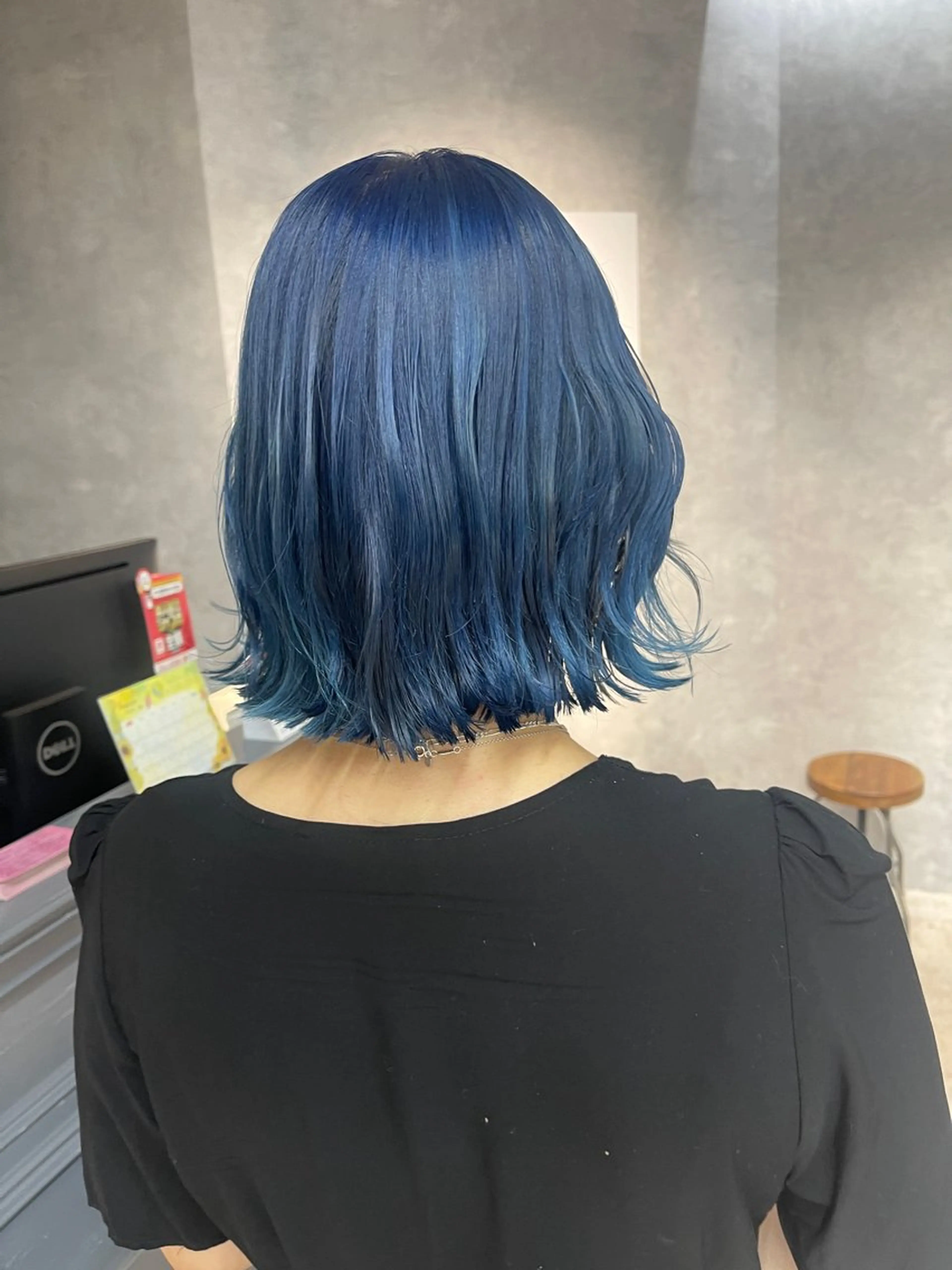 ショート カラー ブリーチ ケアブリーチ ハイライトカラー インナーカラー ハイライト カット ヘアカラー オフホワイトアンドなんば所属・福西 洋斗のヘアスタイル