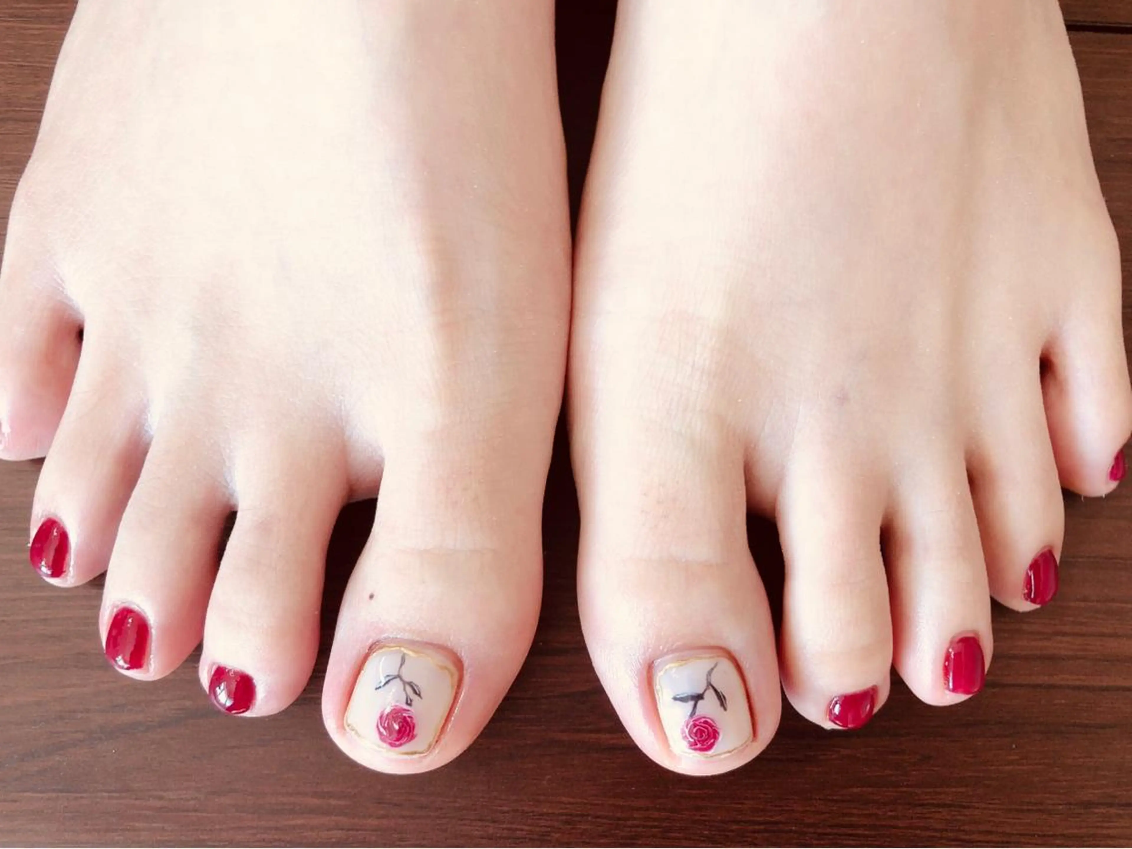 ネイル 札幌ネイルgorella所属・gorella Ａのネイルデザイン