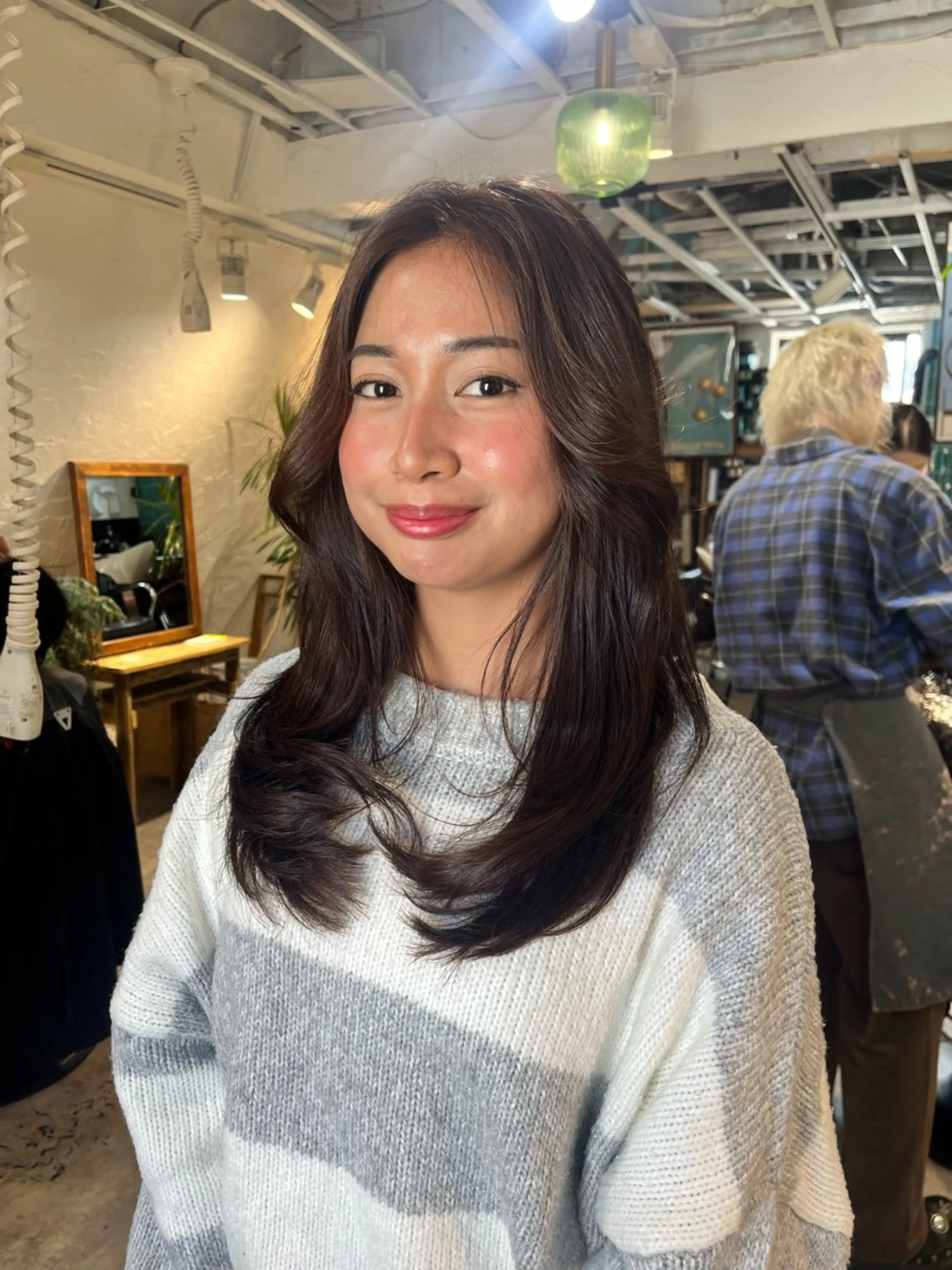 セミロング カラー カット ヘアカラー トリートメント ヘッドスパ 新宿/髪質改善 艶カラー👶Renaのヘアスタイル