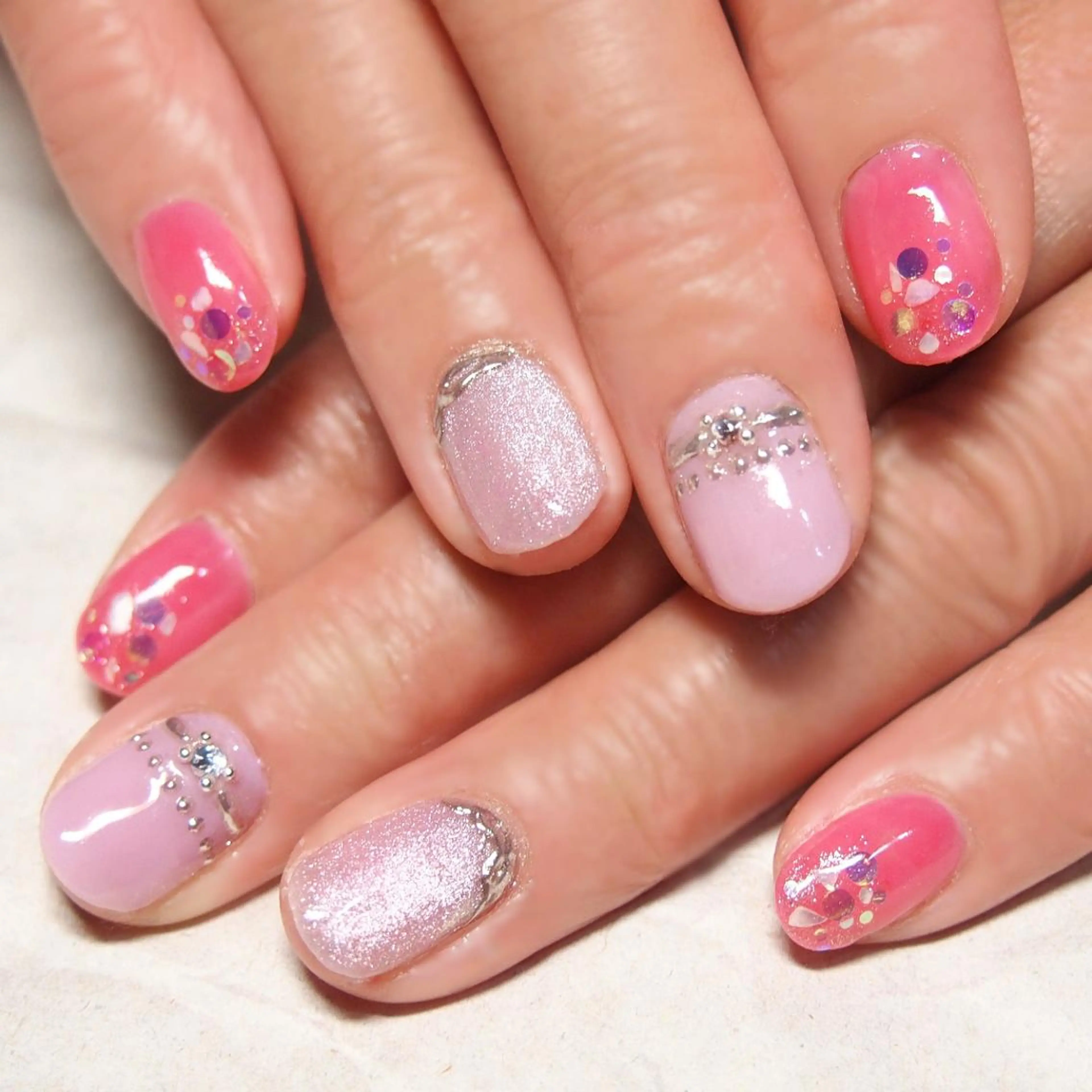 ネイル 山田 麻衣のネイルデザイン